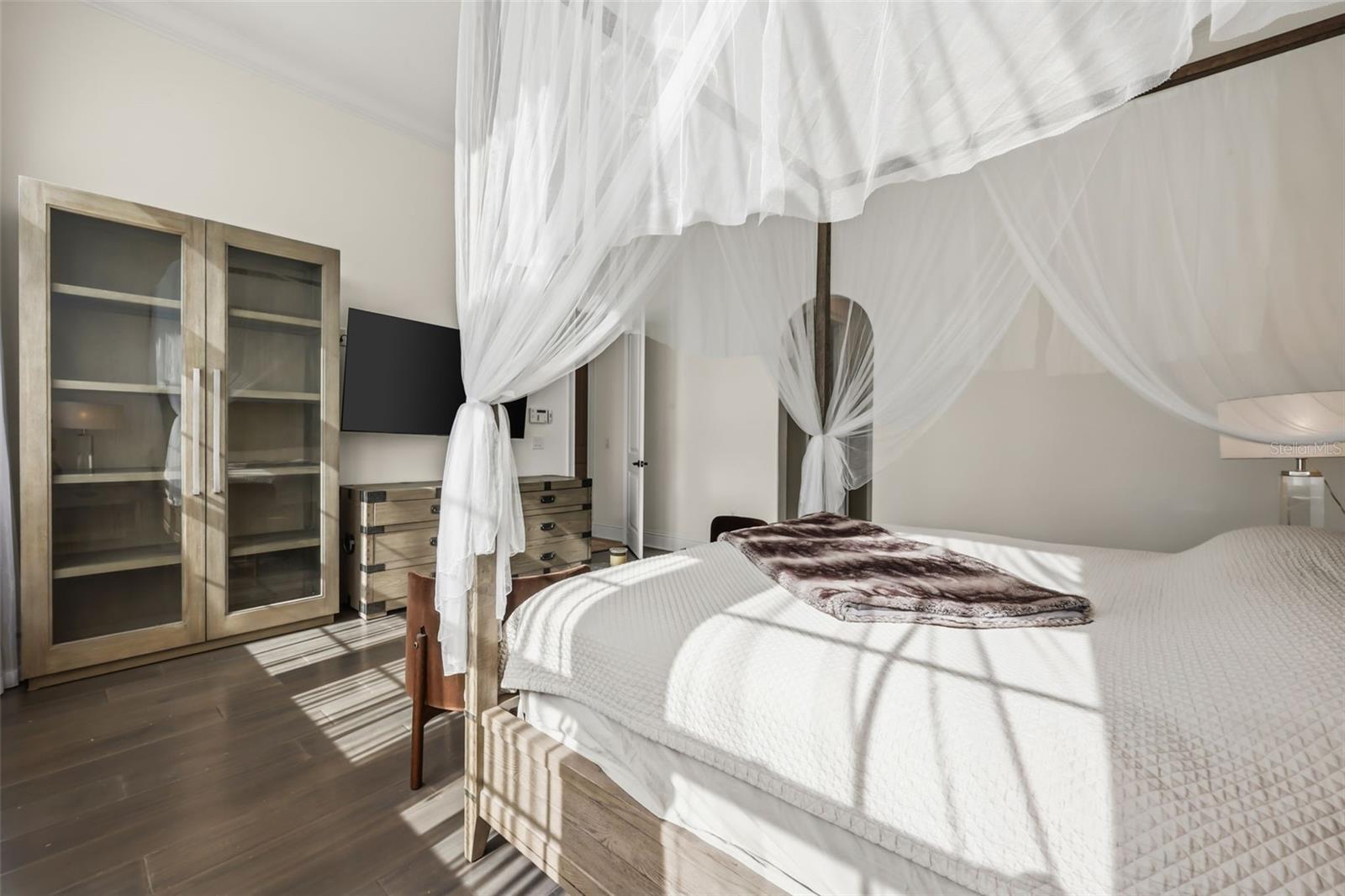 CASA DEL LAGO-REPLAT - Residential