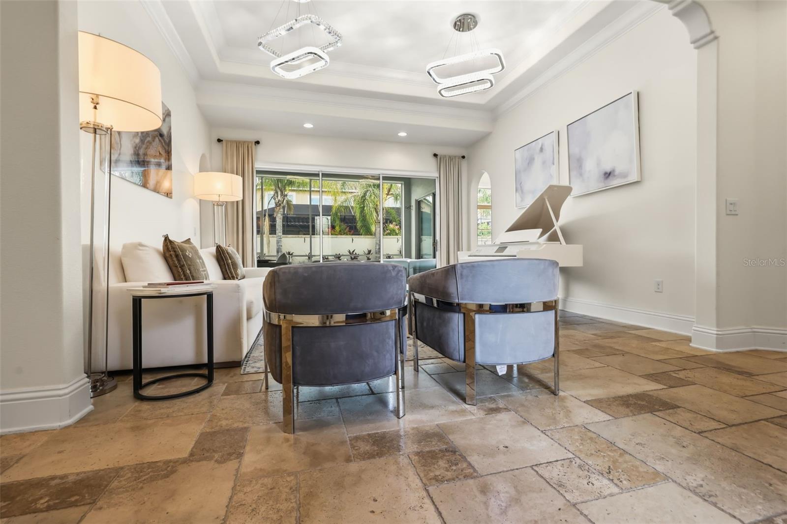 CASA DEL LAGO-REPLAT - Residential