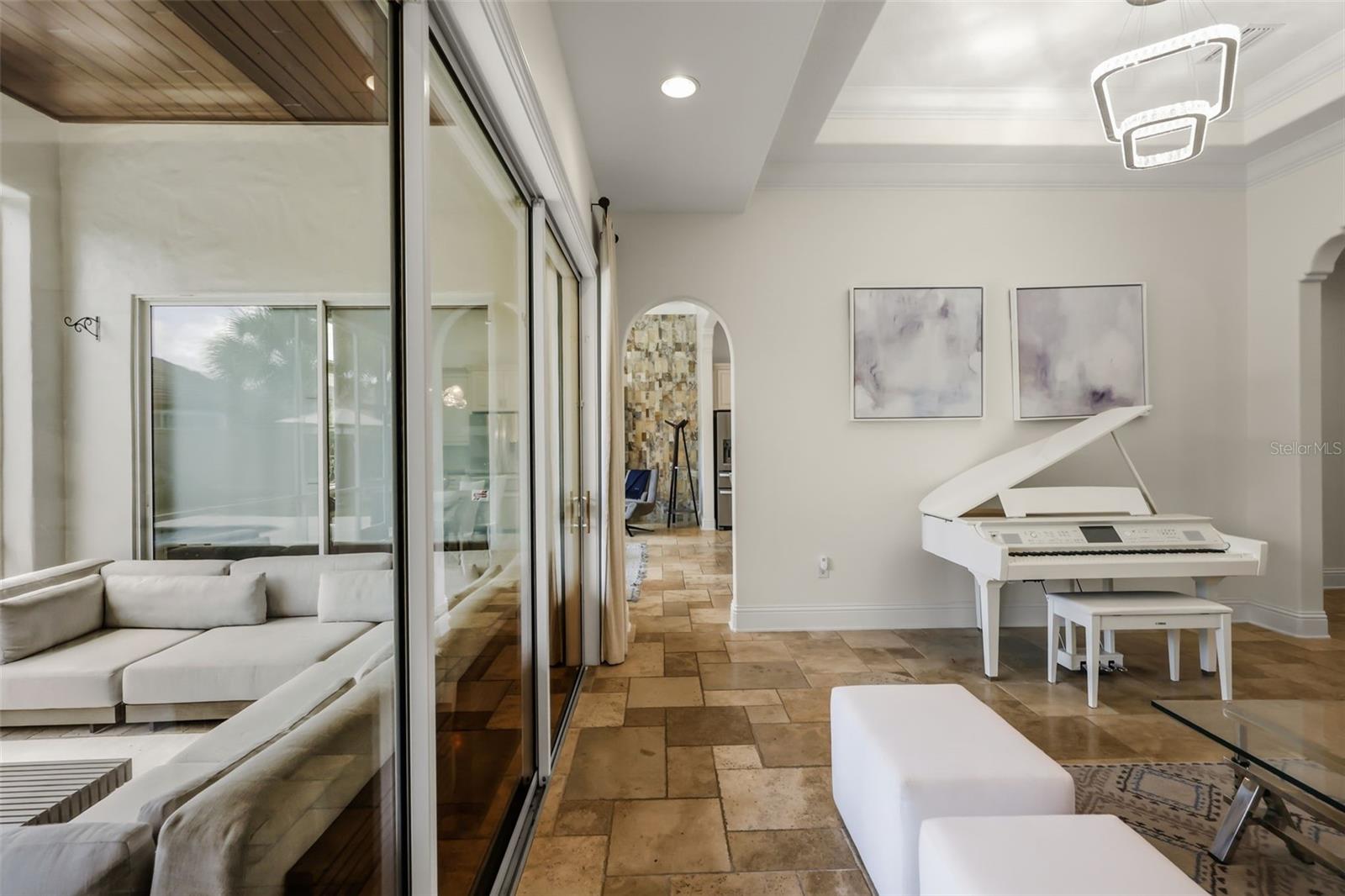 CASA DEL LAGO-REPLAT - Residential