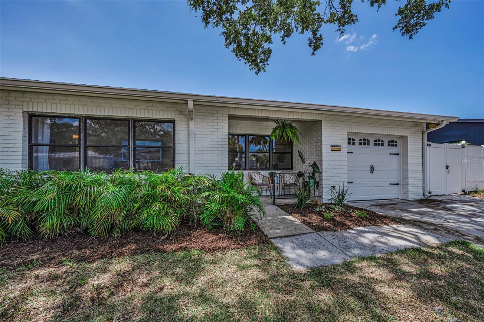 TERESA GARDENS - Residential