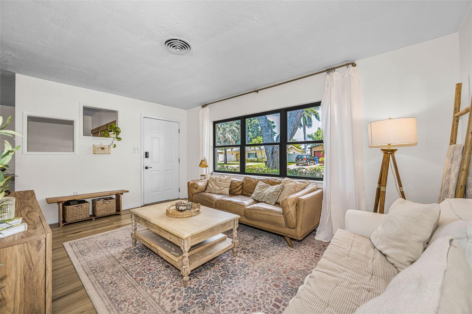 TERESA GARDENS - Residential
