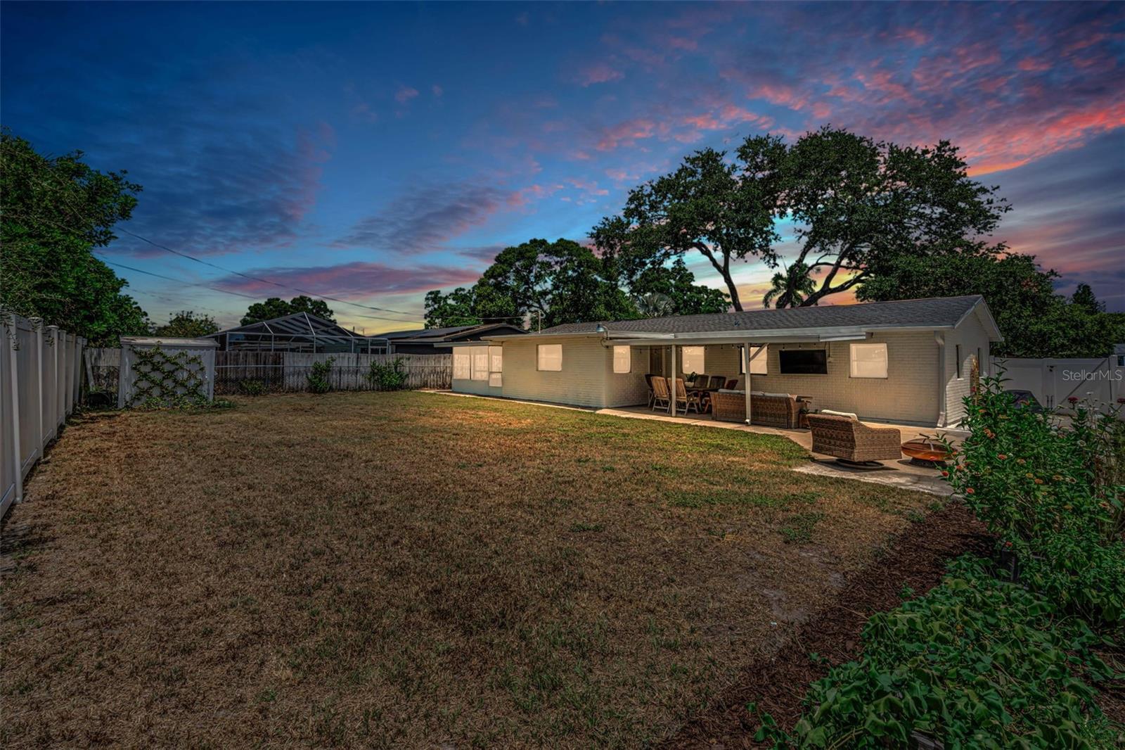 TERESA GARDENS - Residential