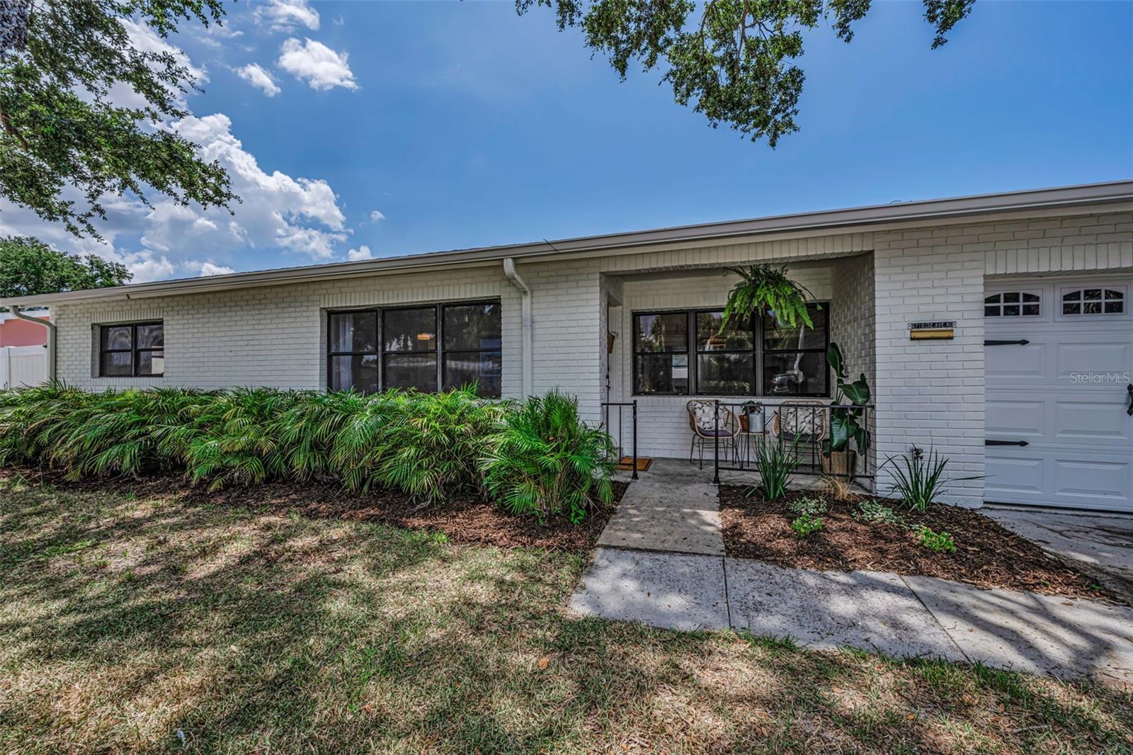 TERESA GARDENS - Residential