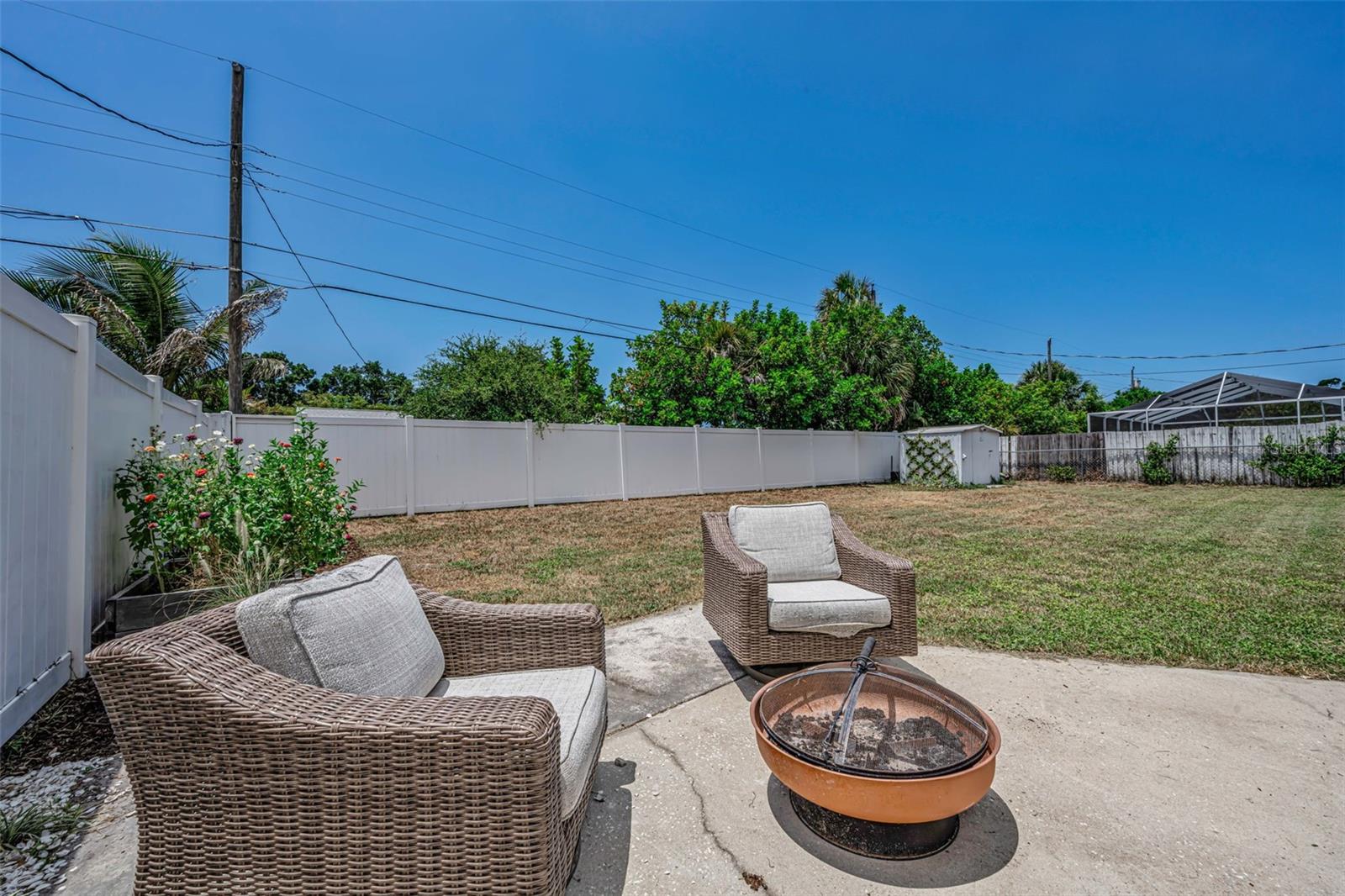 TERESA GARDENS - Residential