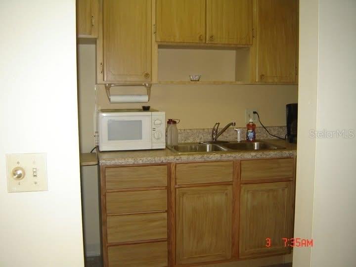 TOWN APTS CONDO - Residential