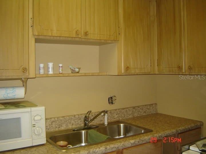 TOWN APTS CONDO - Residential