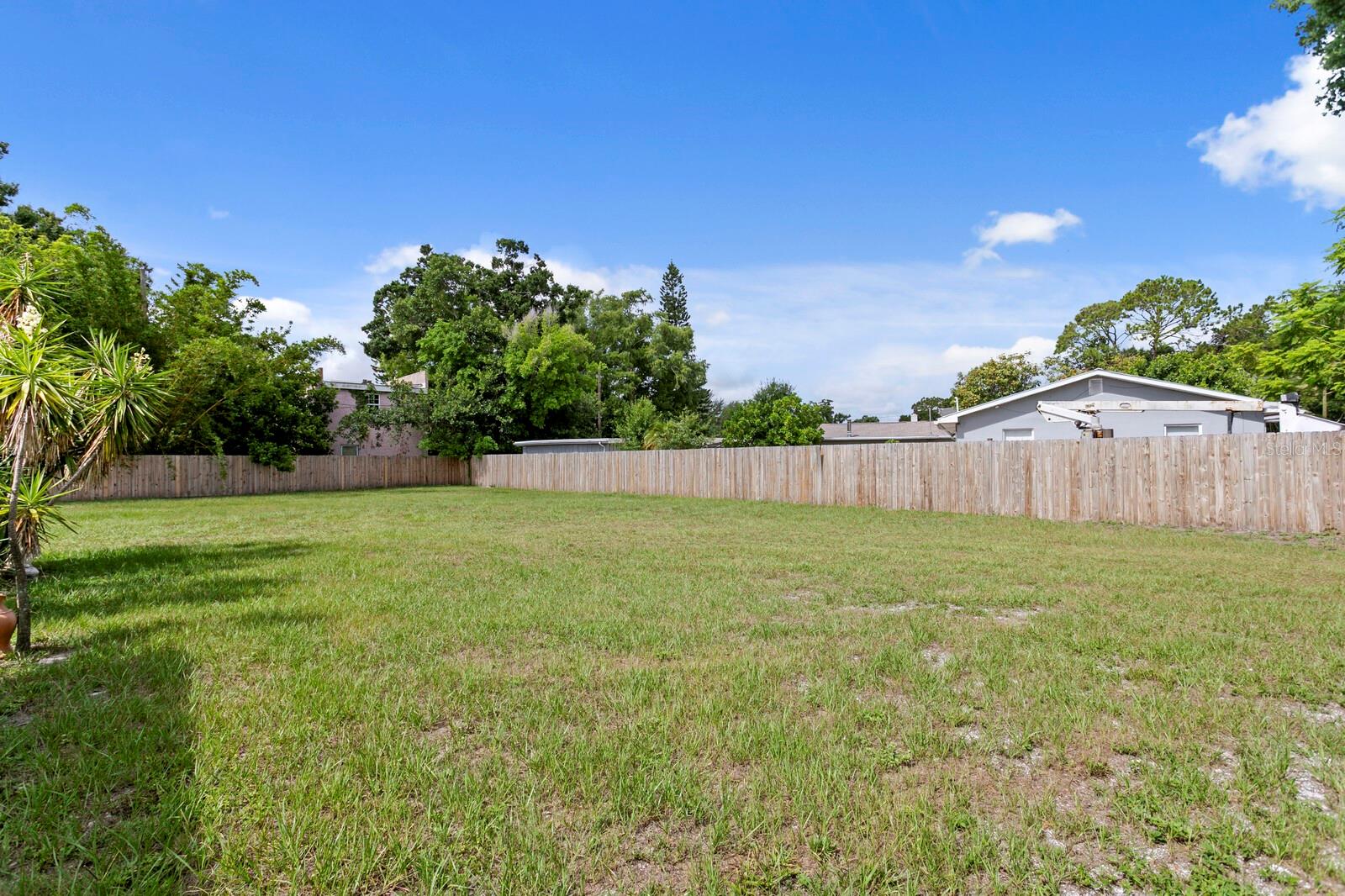 FLORAL VILLA ESTATES - Land