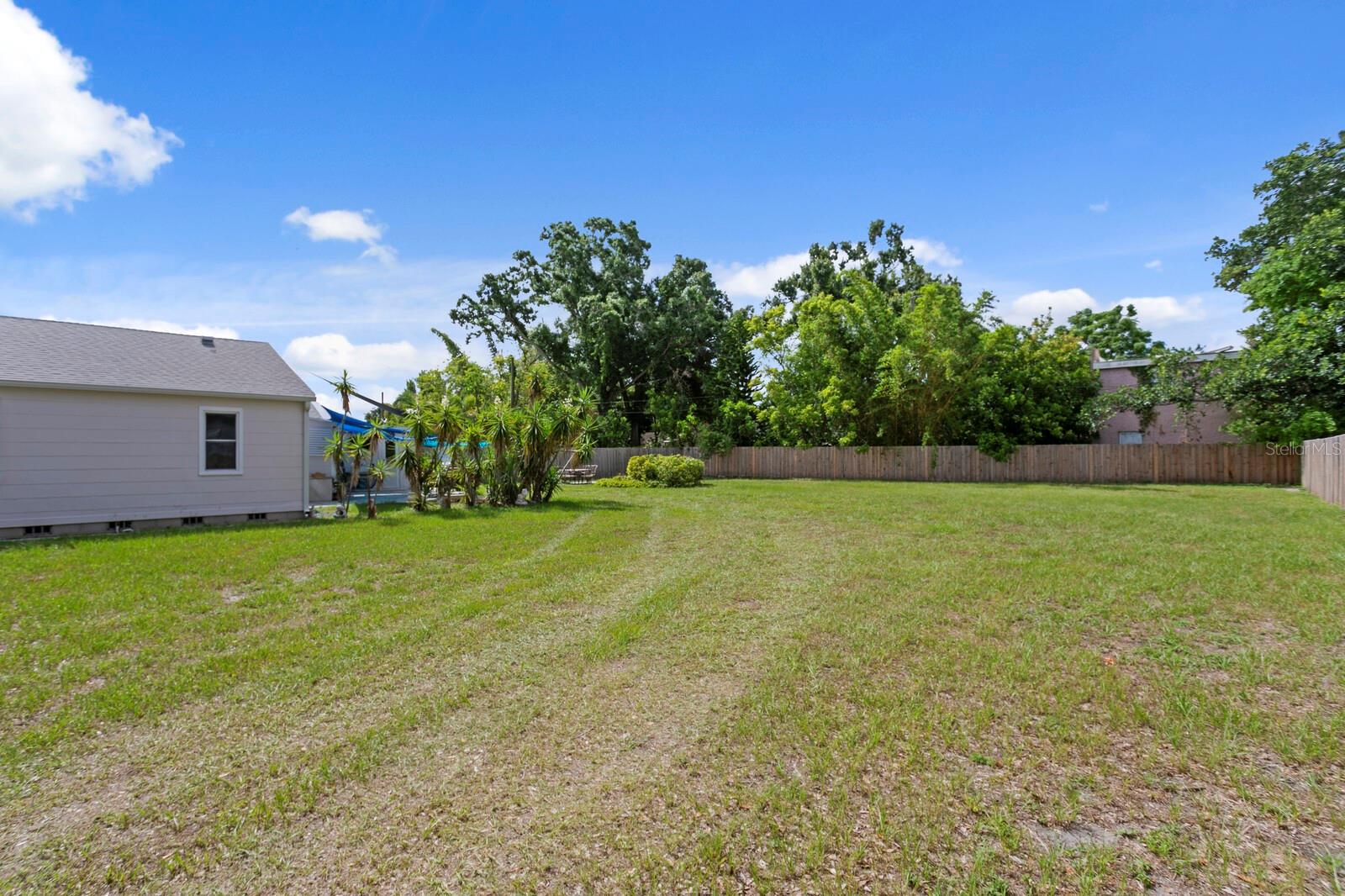 FLORAL VILLA ESTATES - Land