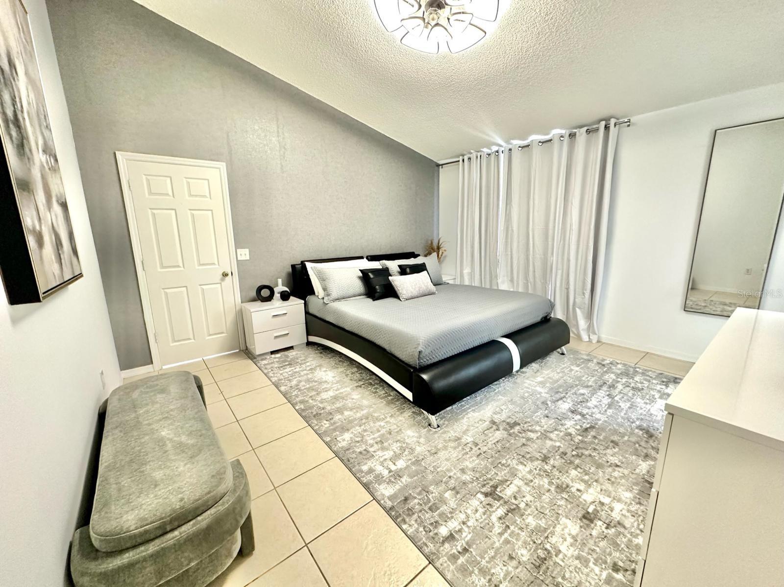 LAKESIDE/BASS LAKE - Residential Lease