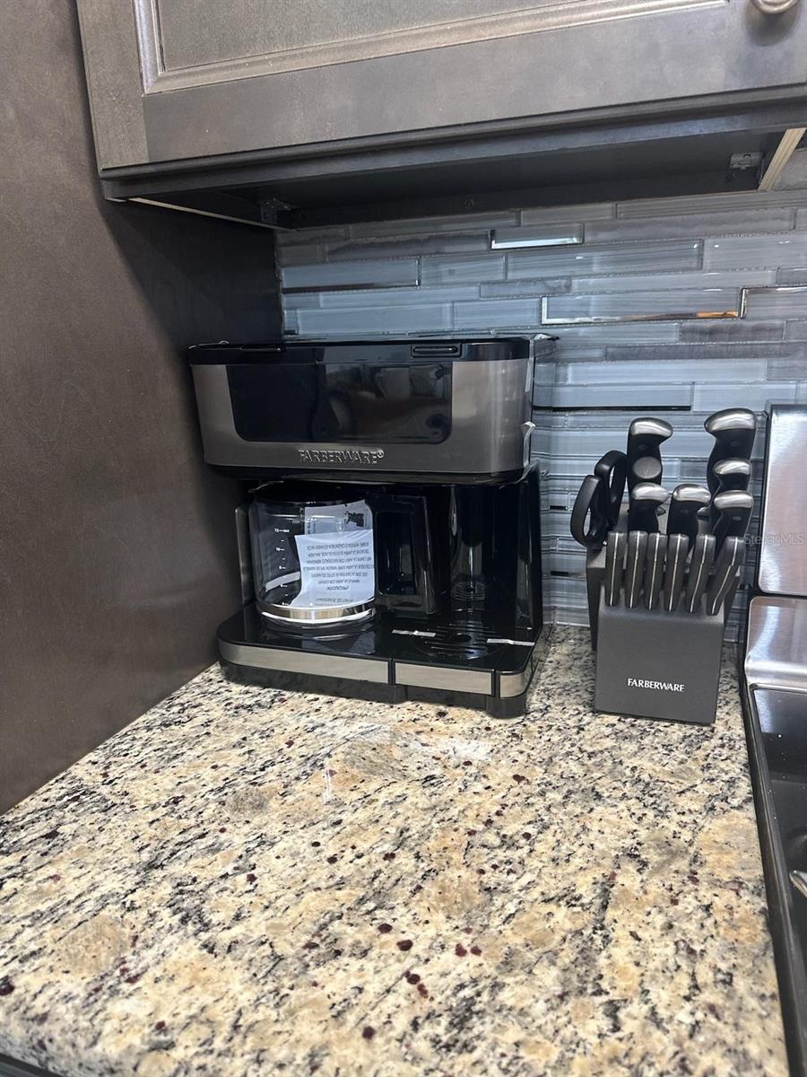 LAKESIDE/BASS LAKE - Residential Lease