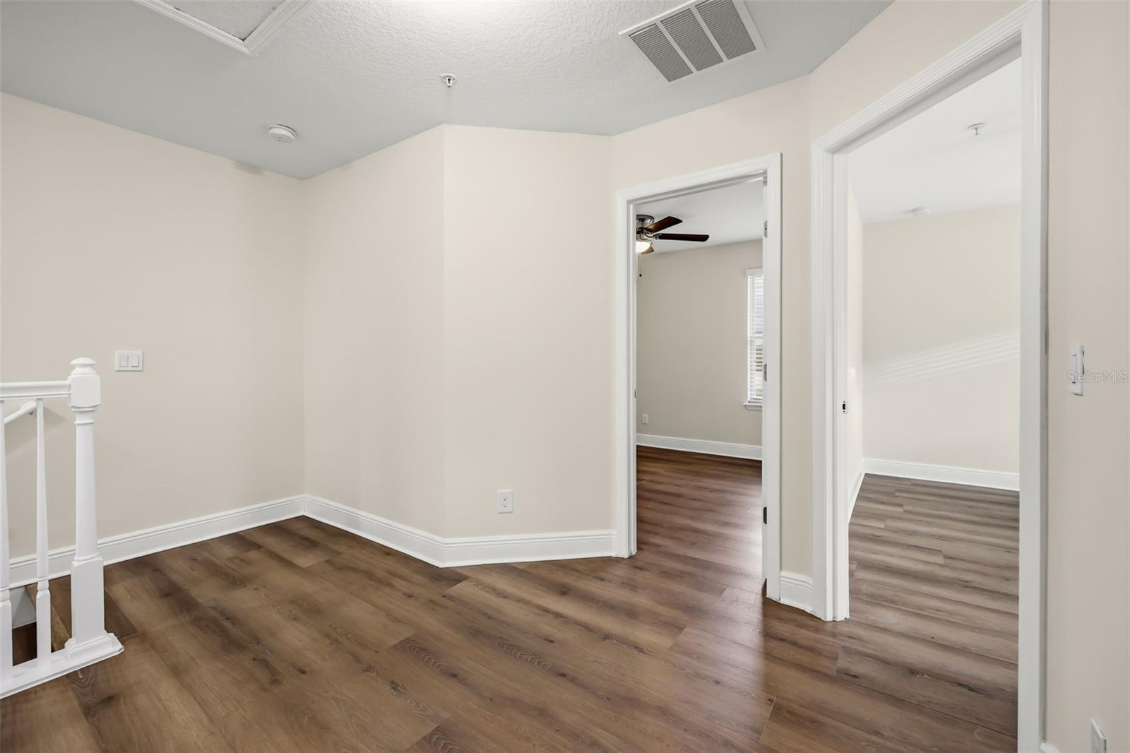 OVERLOOK/EAST PARK - Residential