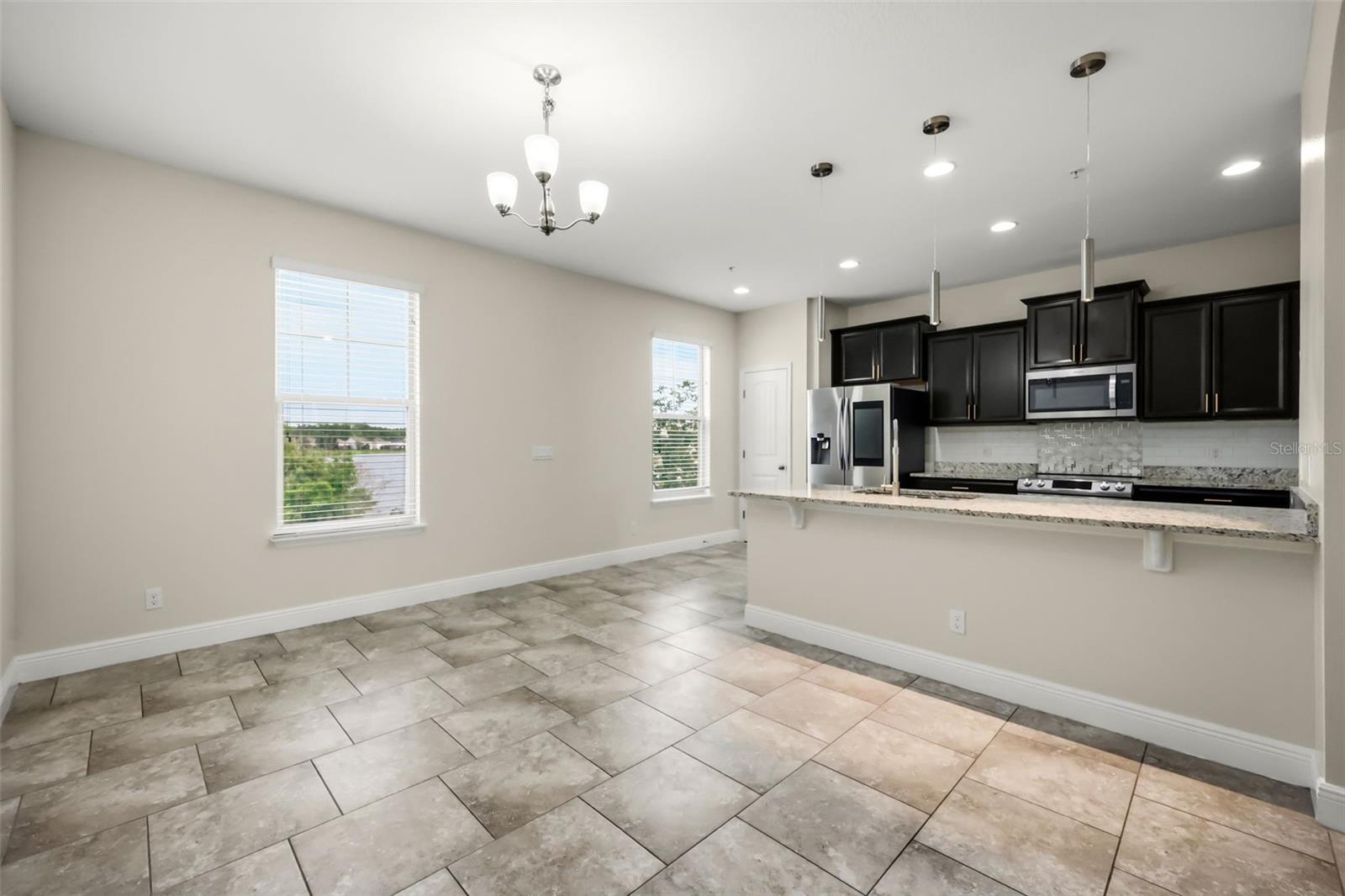 OVERLOOK/EAST PARK - Residential