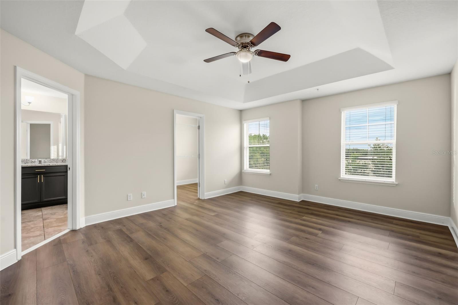 OVERLOOK/EAST PARK - Residential