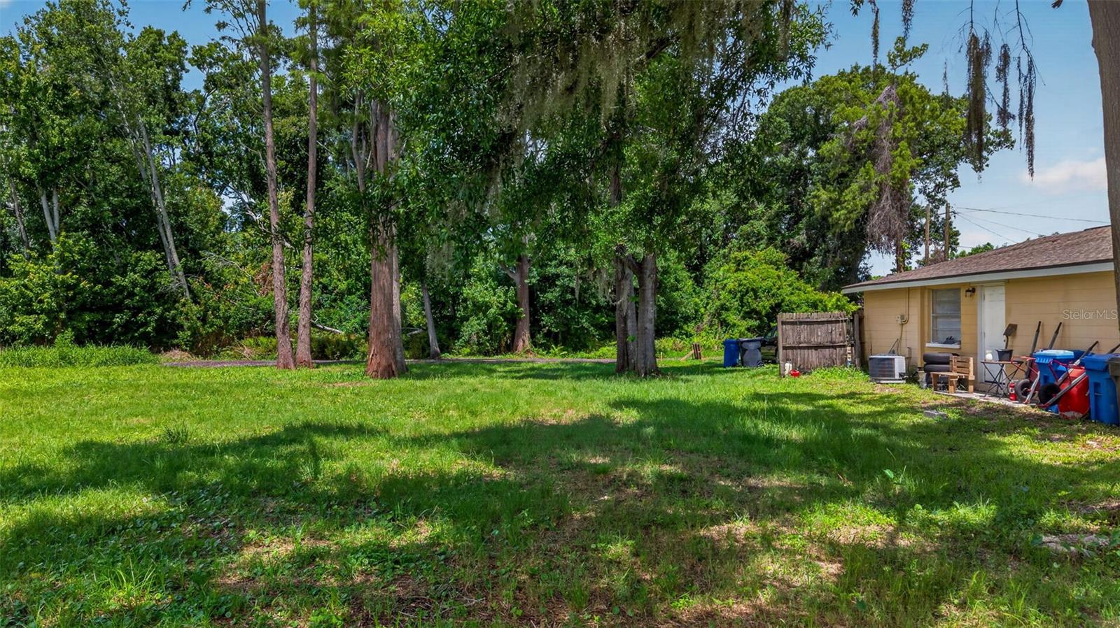 PINE CREST VILLA ADD 4 - Land