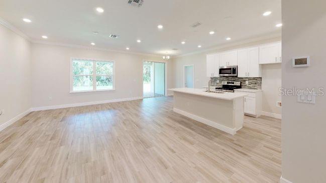 SOUTH VENICE - Residential
