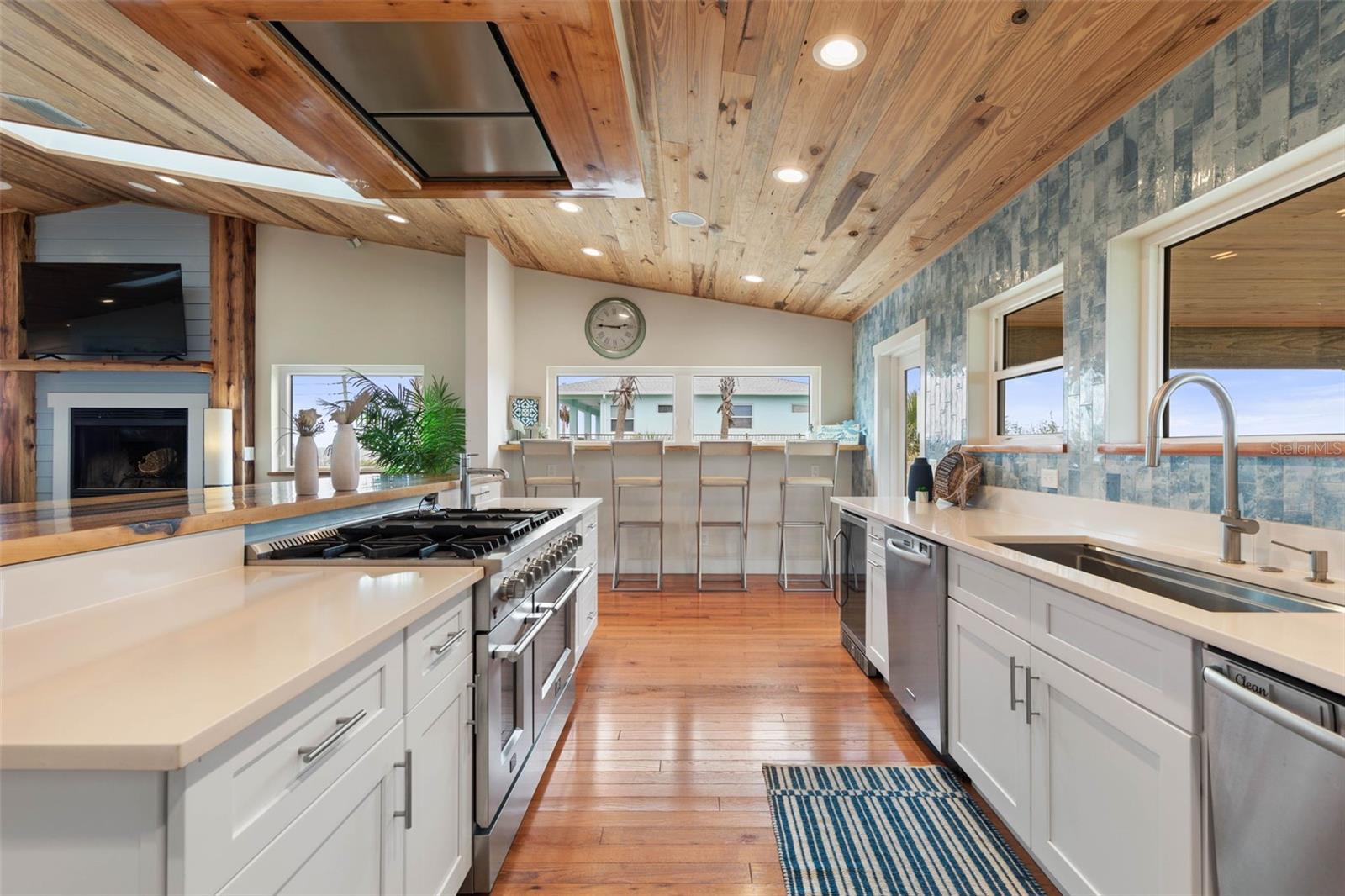 OSPREY POINT - Residential