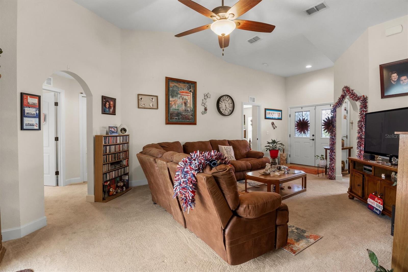 SUNSET POINTE PH 02 - Residential