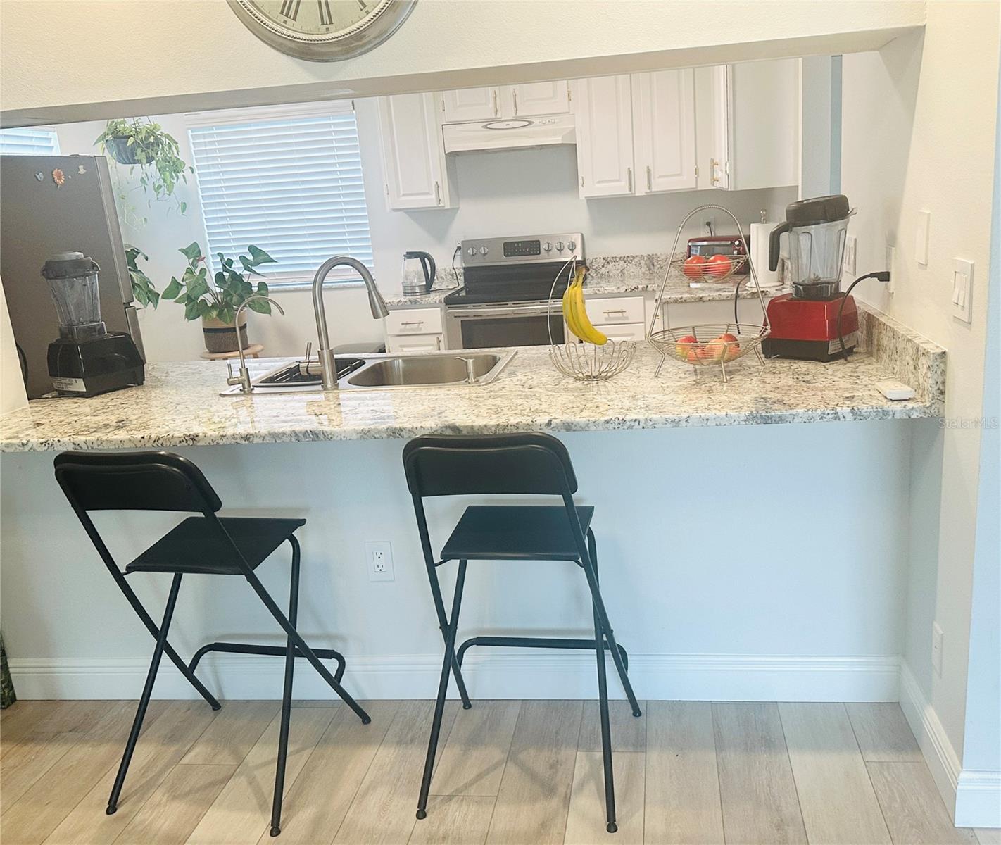 BARRINGTON WOODS - Residential