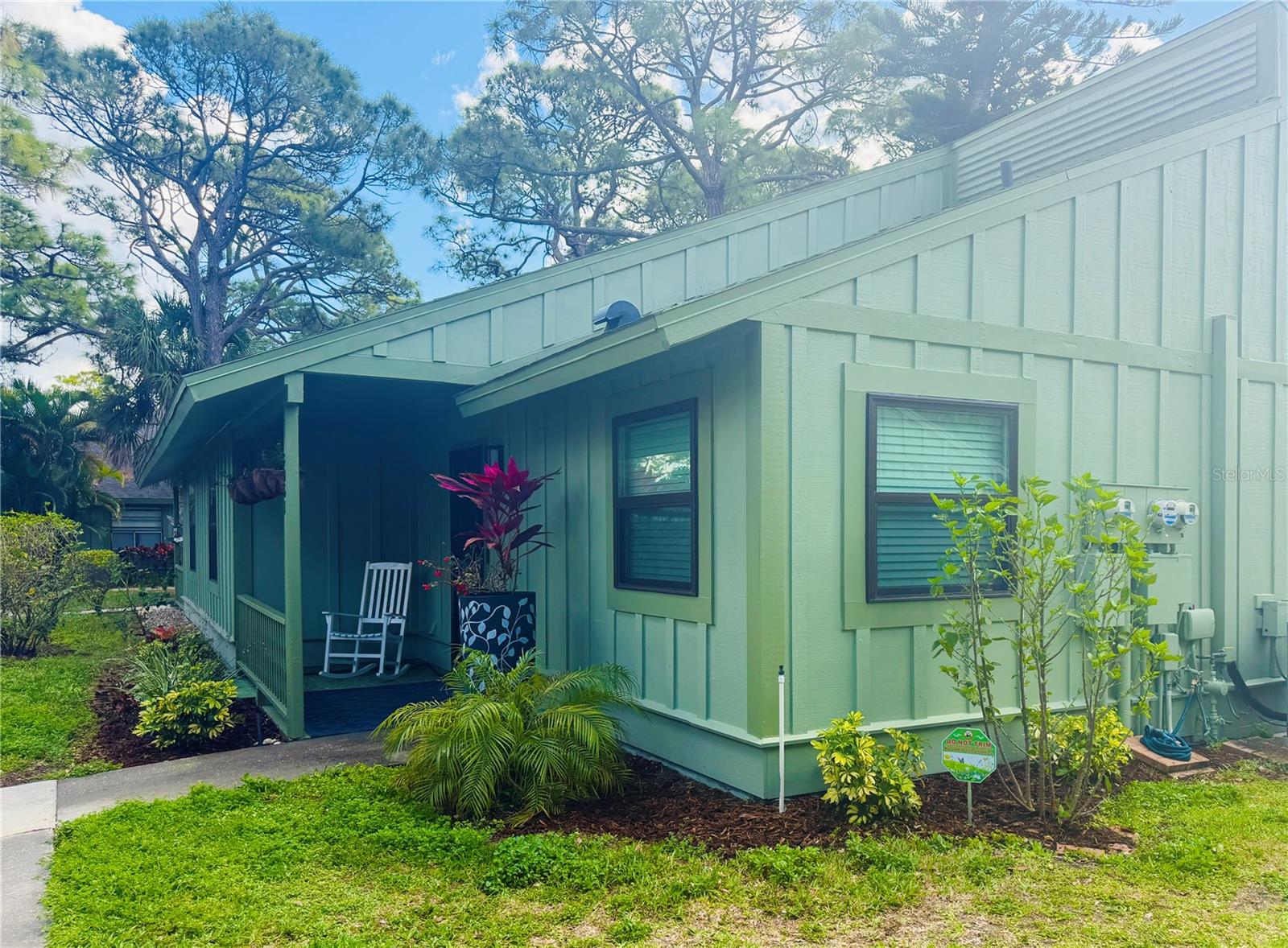 BARRINGTON WOODS - Residential