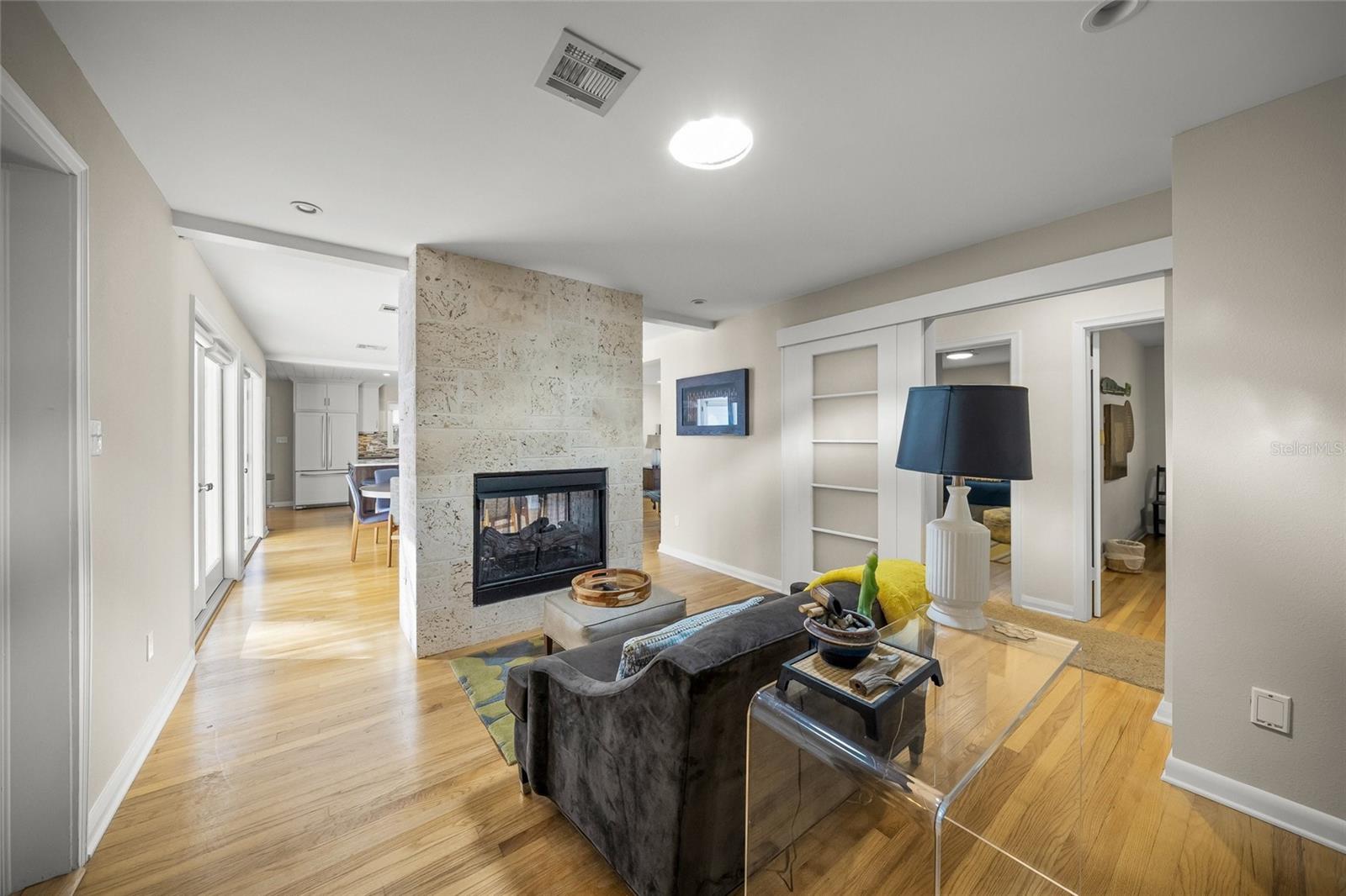SHORELAND WOODS SUB - Residential