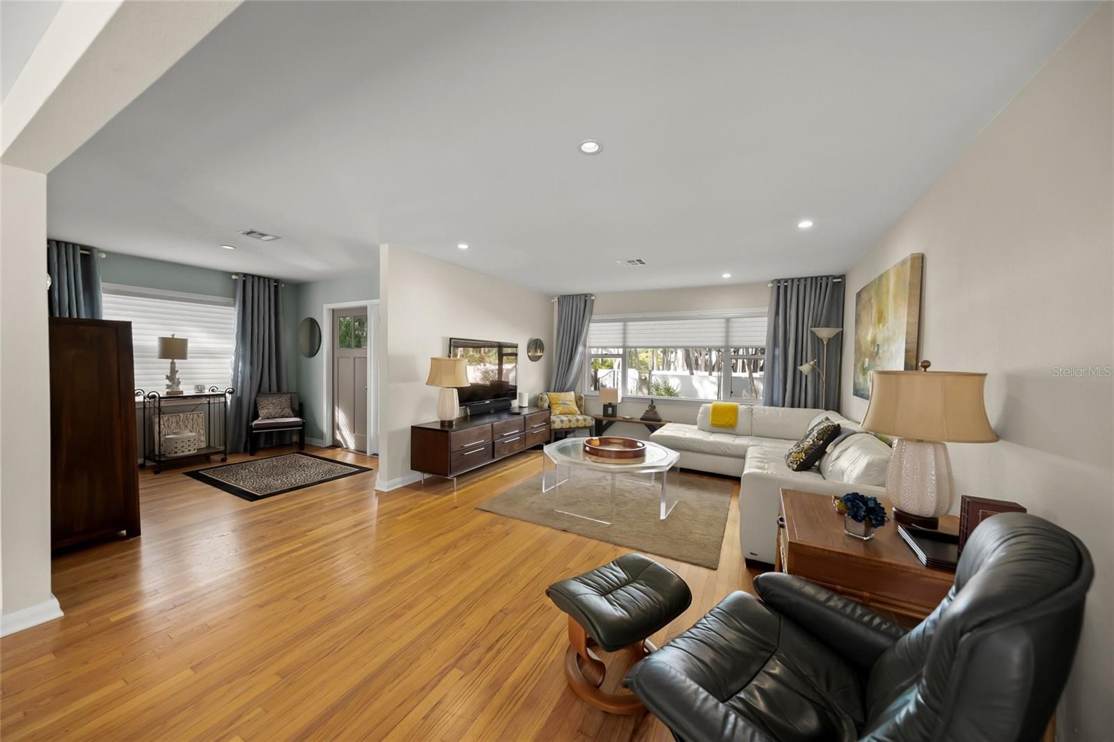 SHORELAND WOODS SUB - Residential
