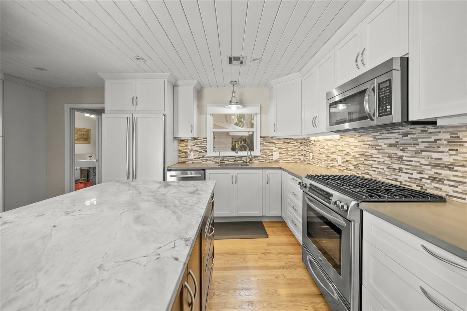 SHORELAND WOODS SUB - Residential