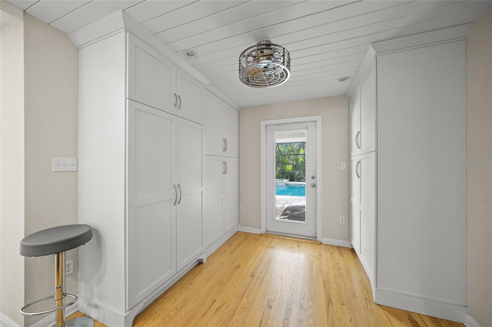 SHORELAND WOODS SUB - Residential