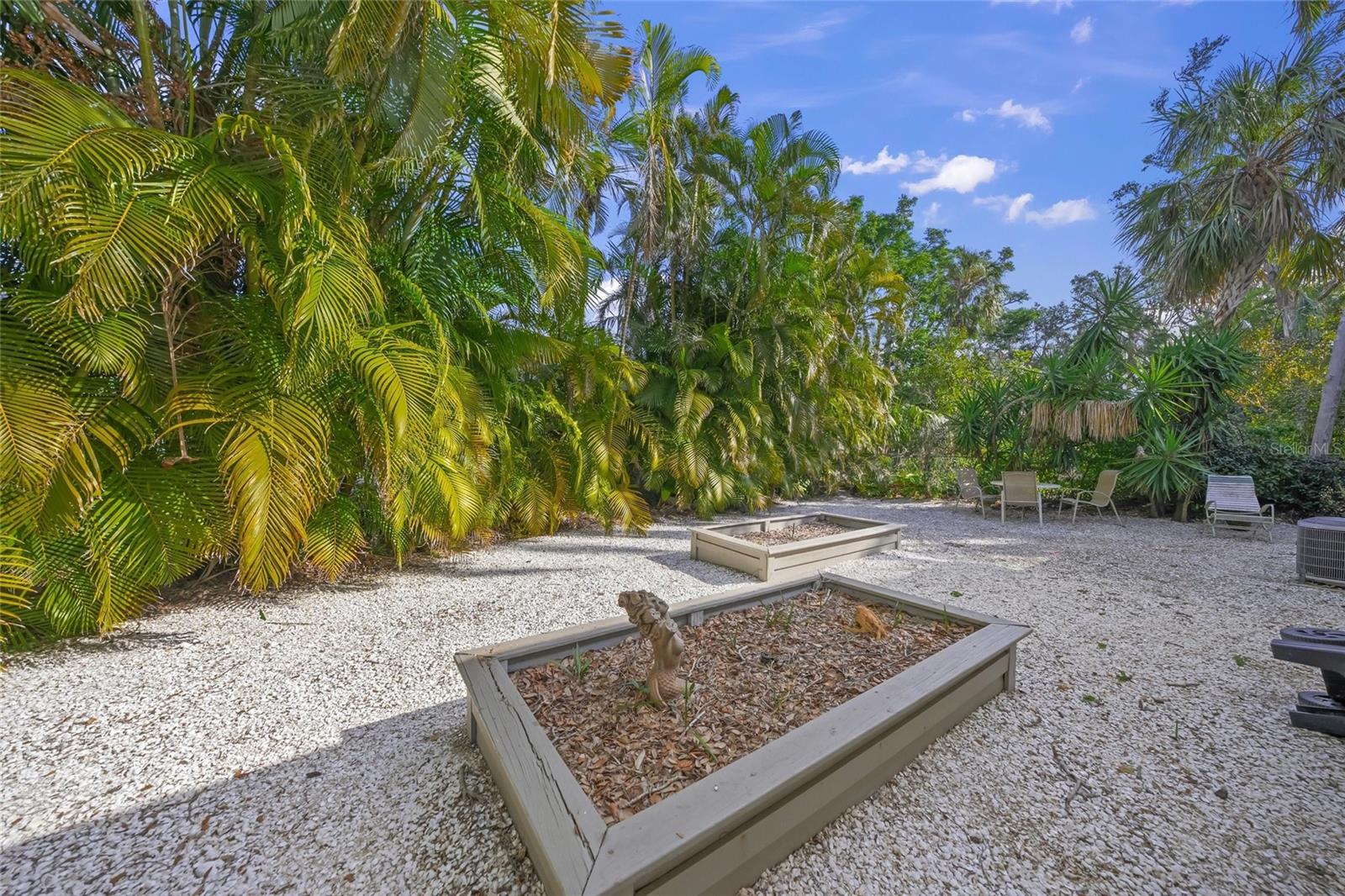 SHORELAND WOODS SUB - Residential