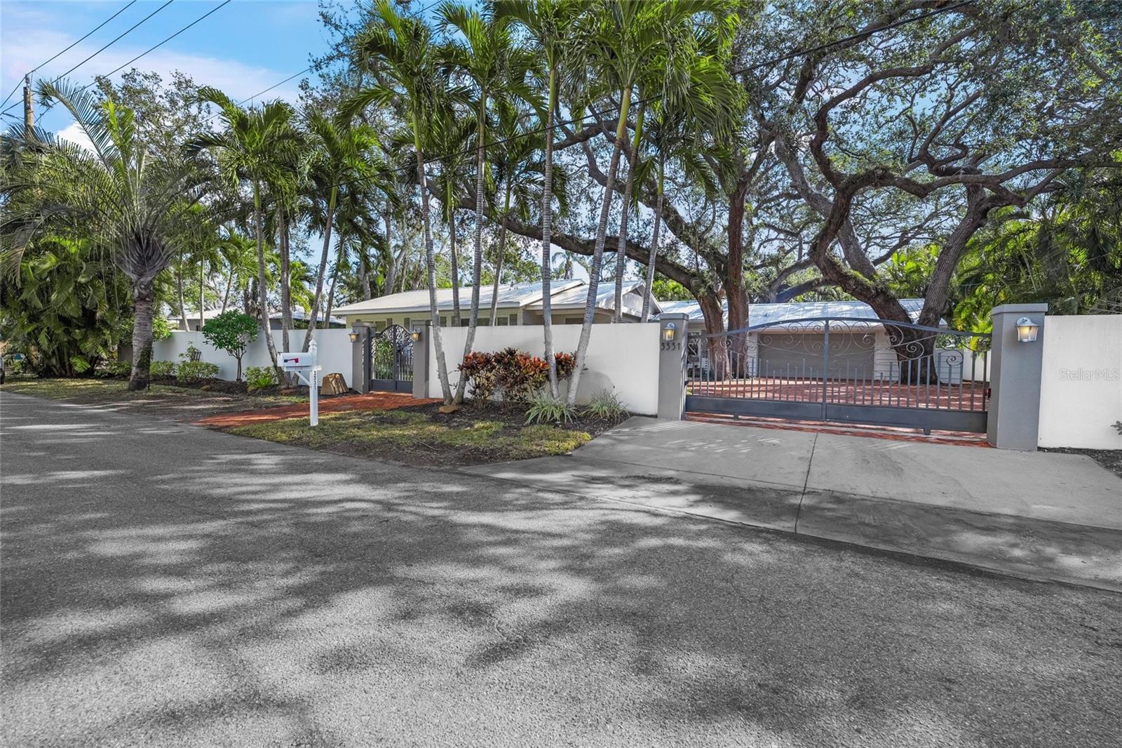 SHORELAND WOODS SUB - Residential