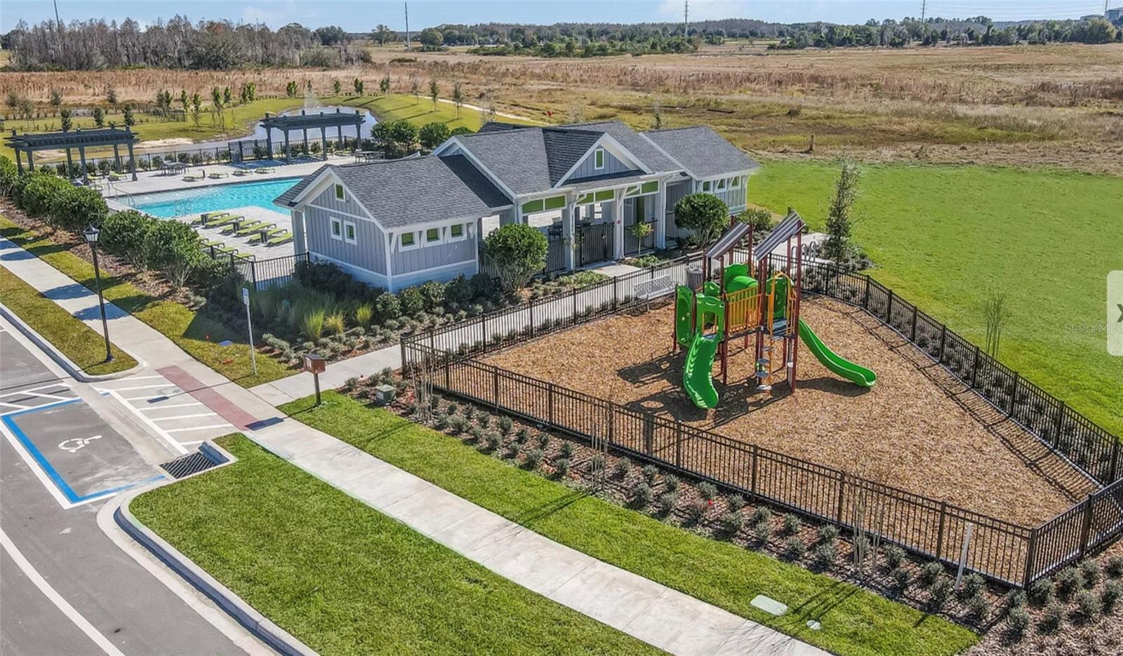 PERSIMMON PARK - Residential