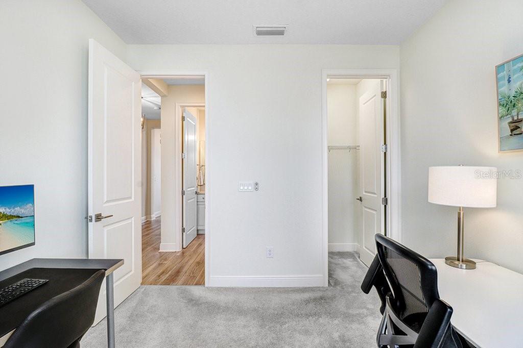 PERSIMMON PARK - Residential