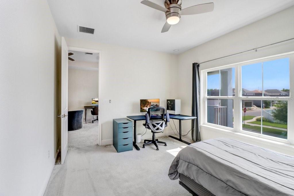 PERSIMMON PARK - Residential