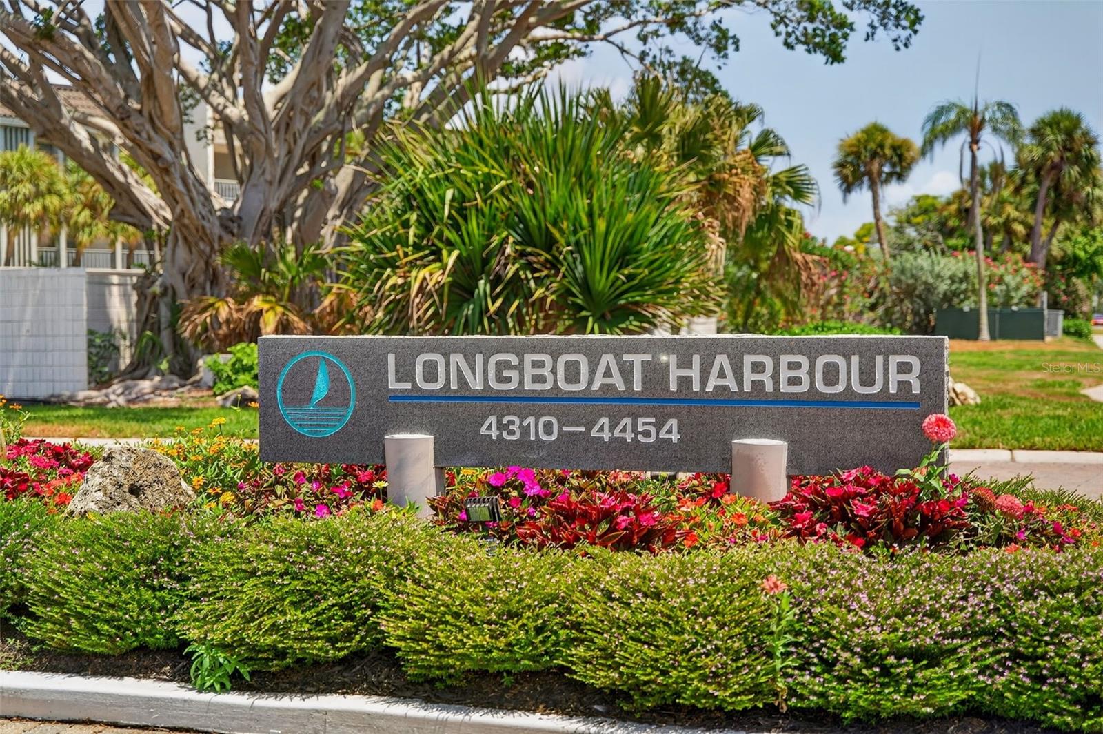 LONGBOAT HARBOUR - Residential