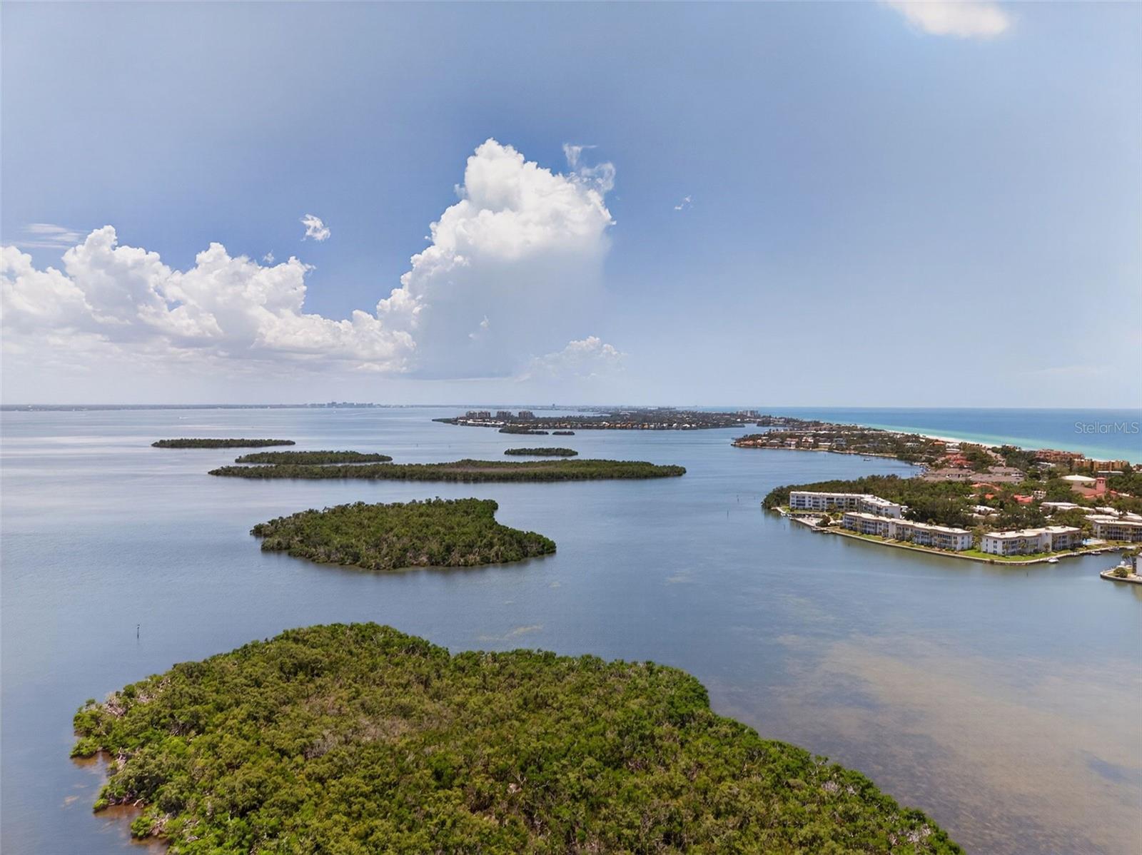 LONGBOAT HARBOUR - Residential