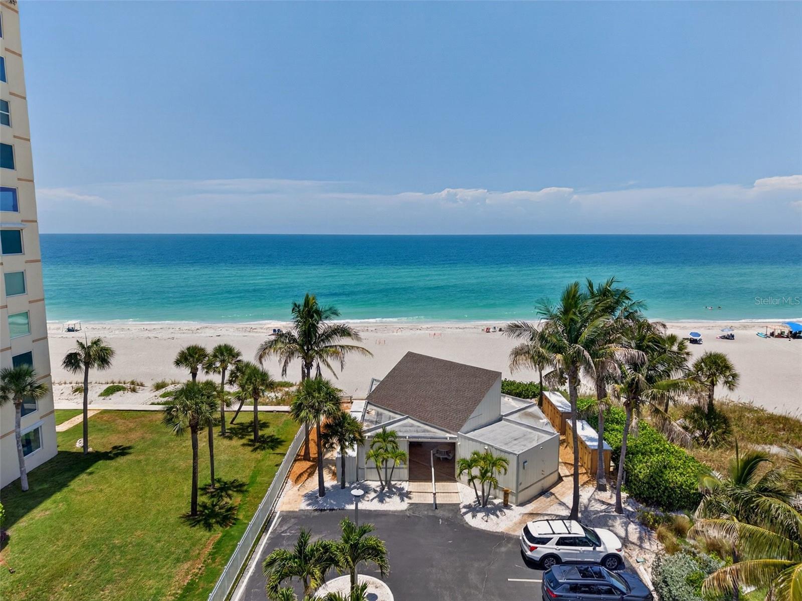 LONGBOAT HARBOUR - Residential