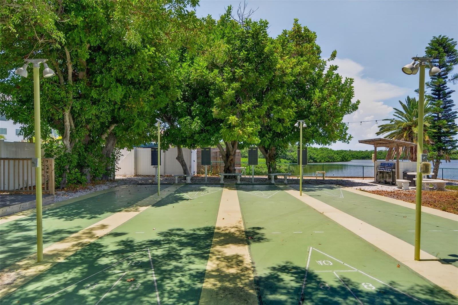 LONGBOAT HARBOUR - Residential