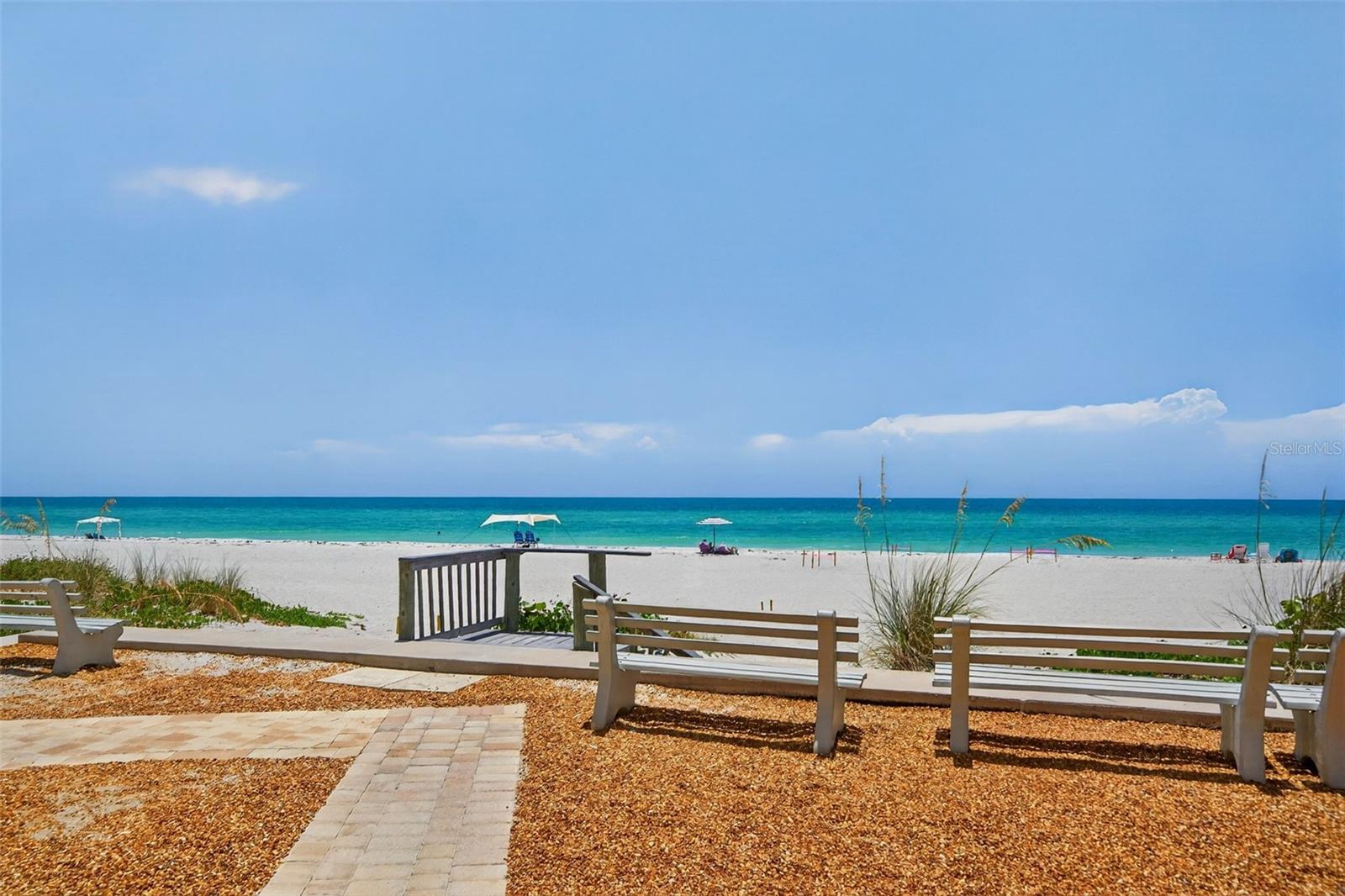 LONGBOAT HARBOUR - Residential