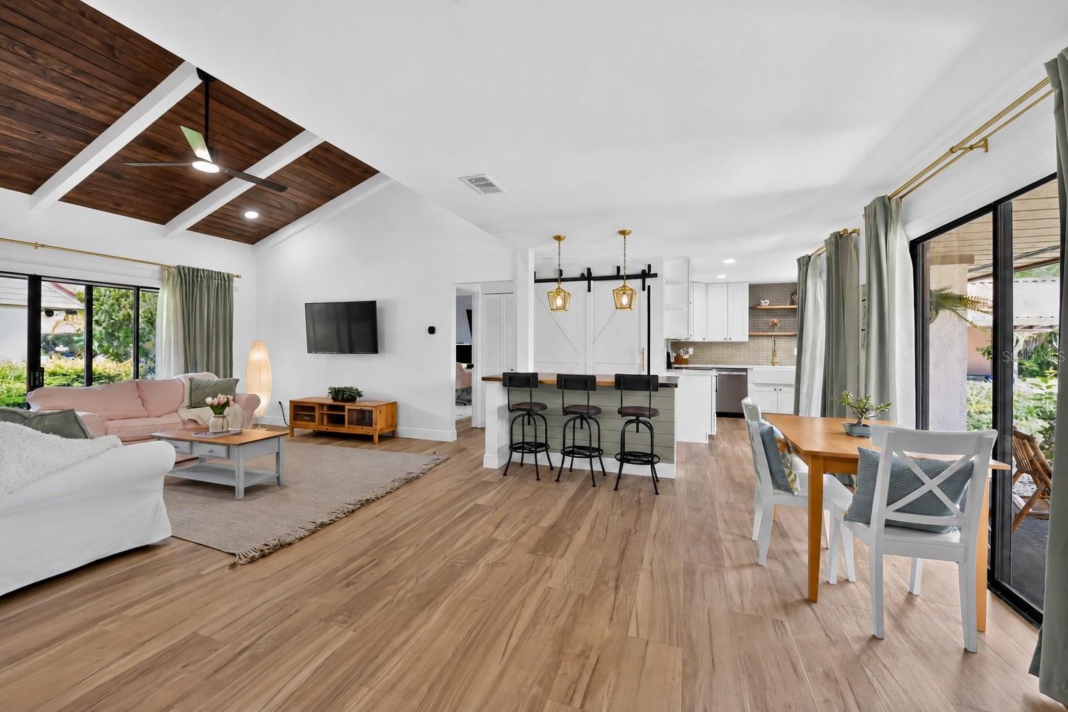 SUNRISE GOLF CLUB PH I - Residential