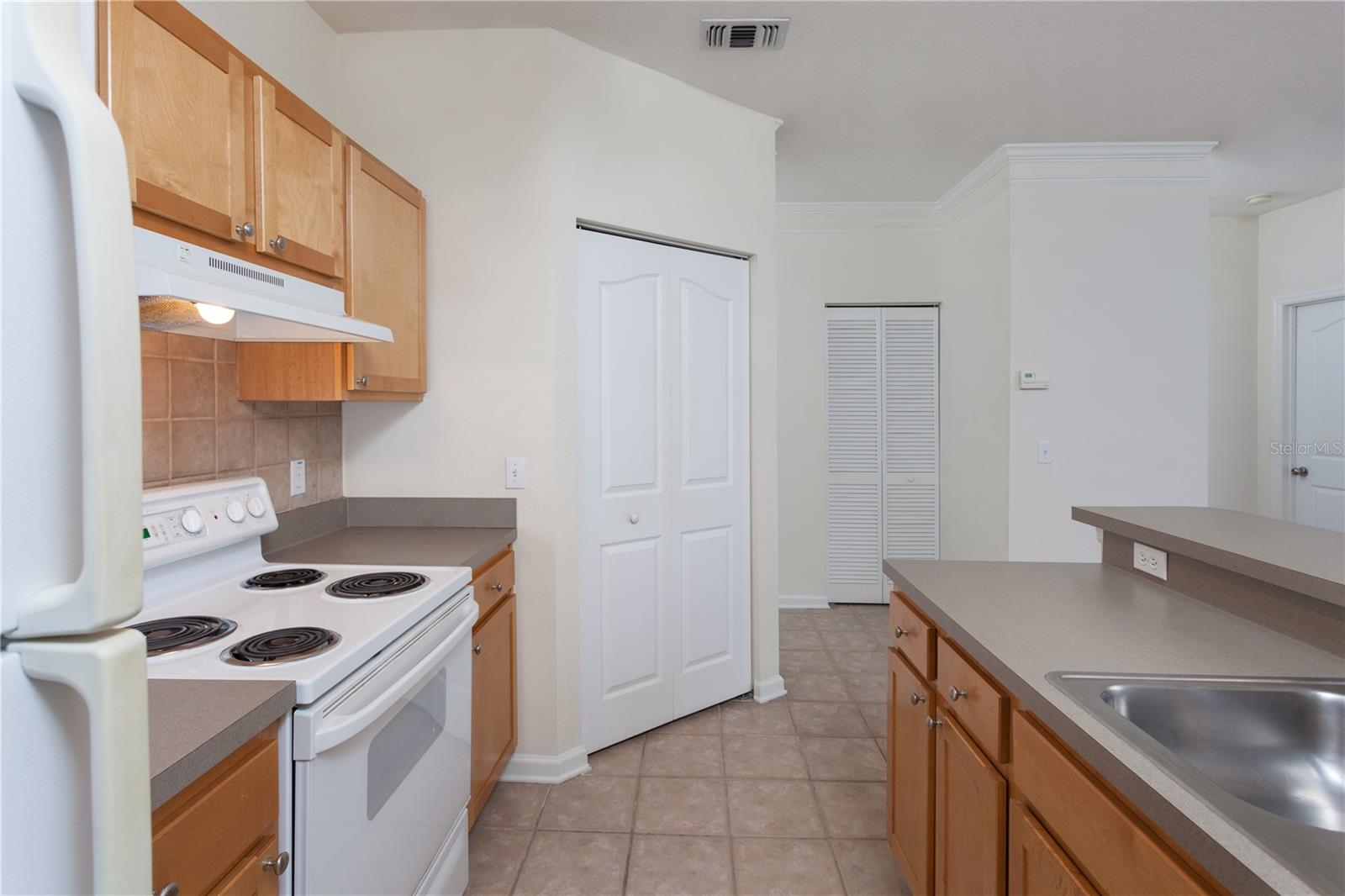GRAND KEY A CONDO - Residential Lease