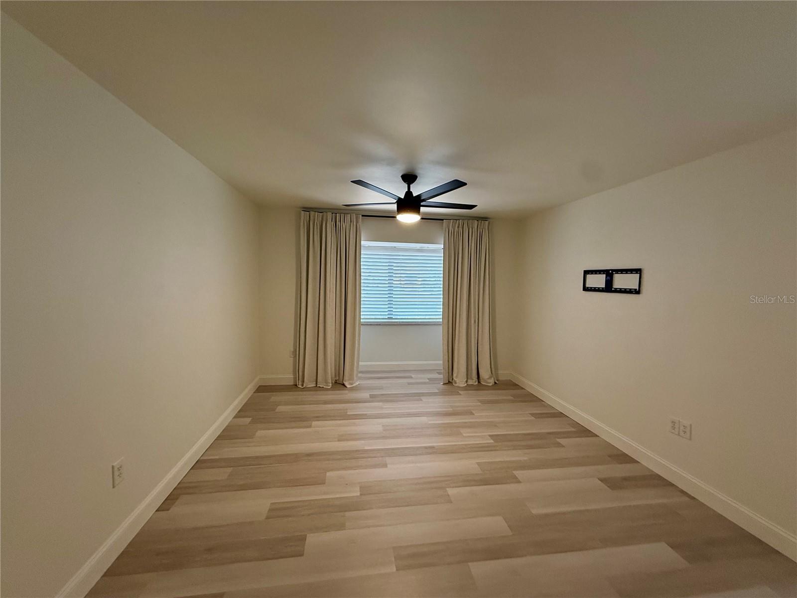 FAIRWAYS OF CAPRI PH 1 - Residential