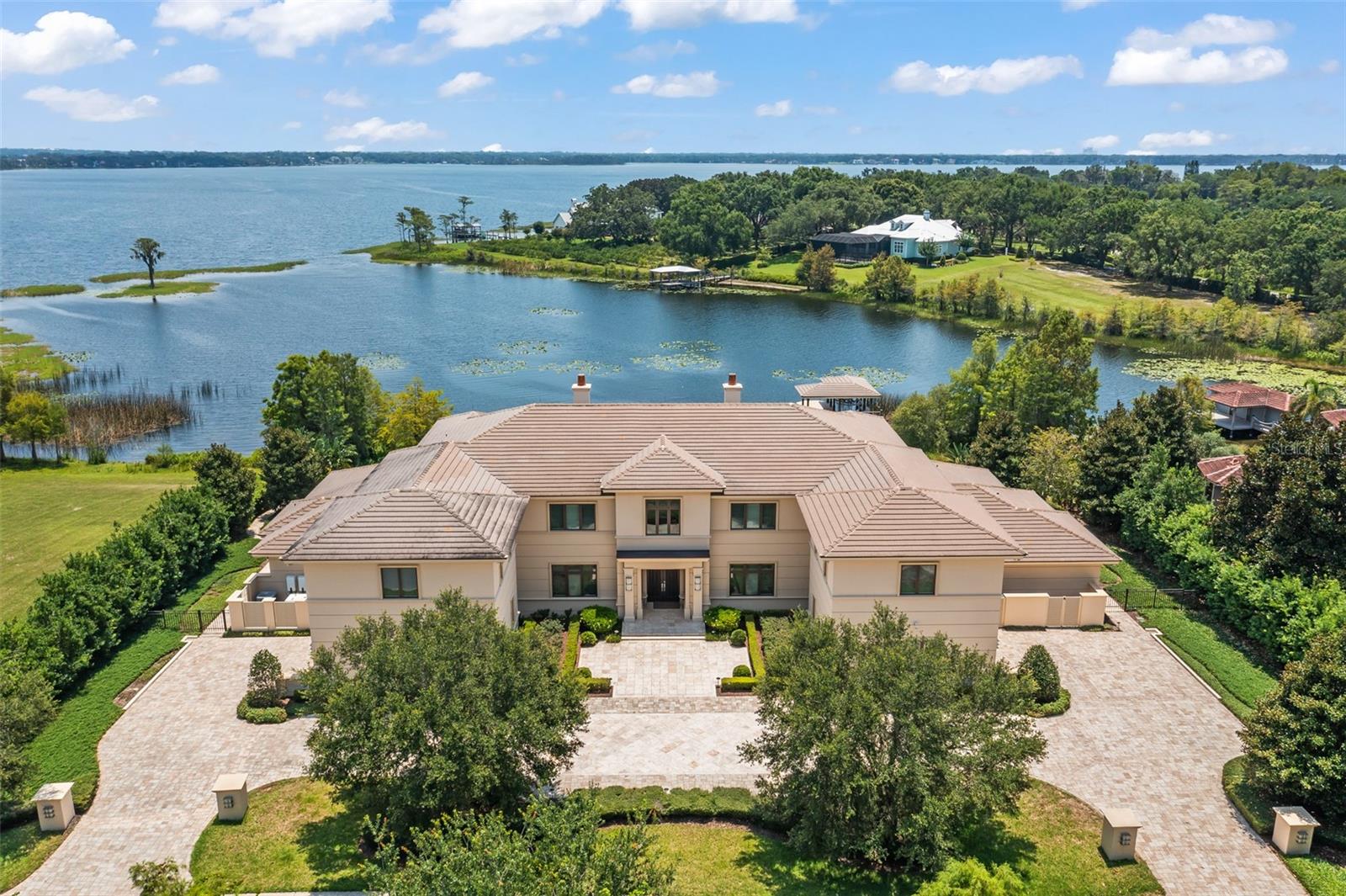 CHAINE DU LAC - Residential