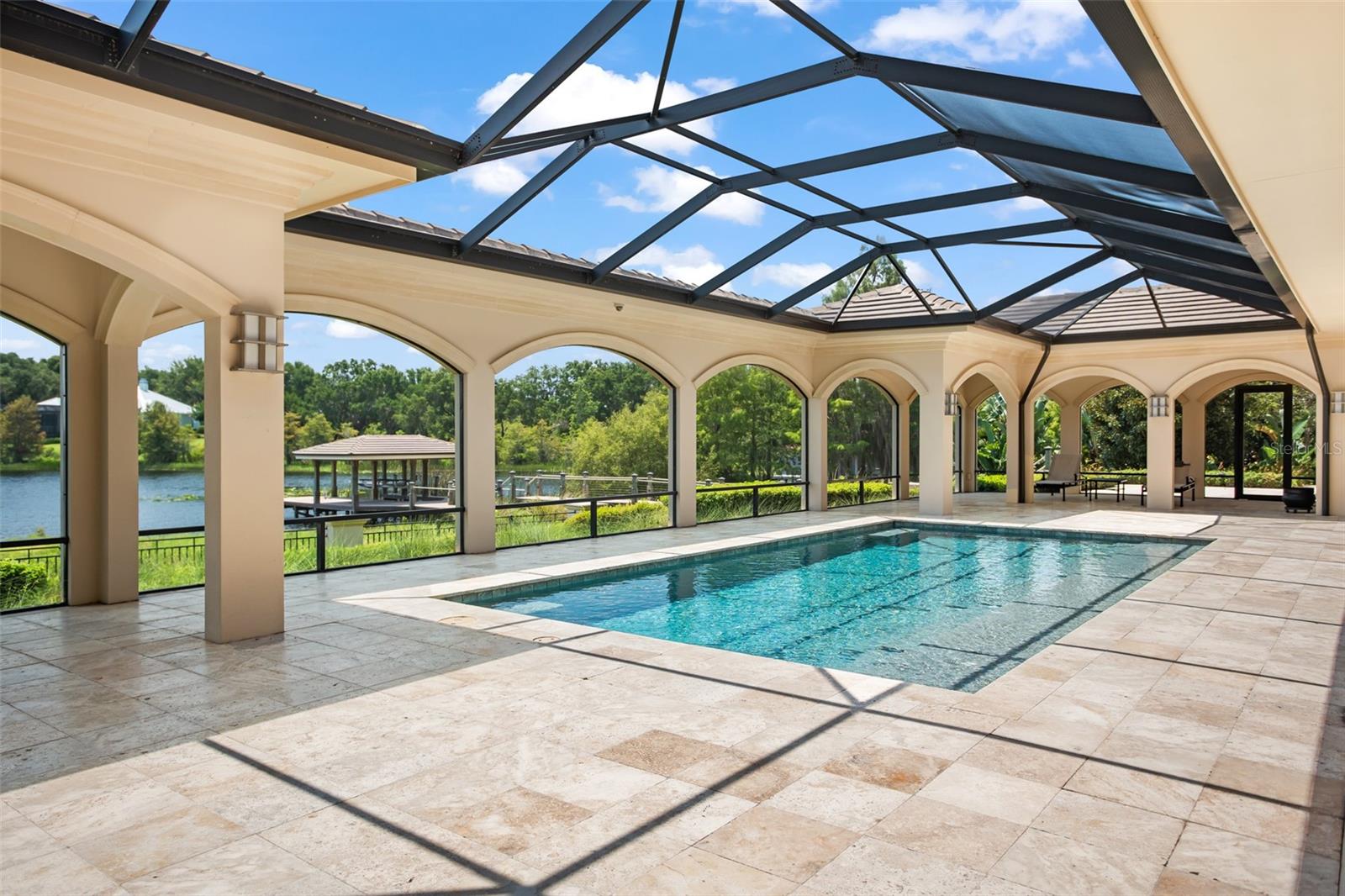 CHAINE DU LAC - Residential