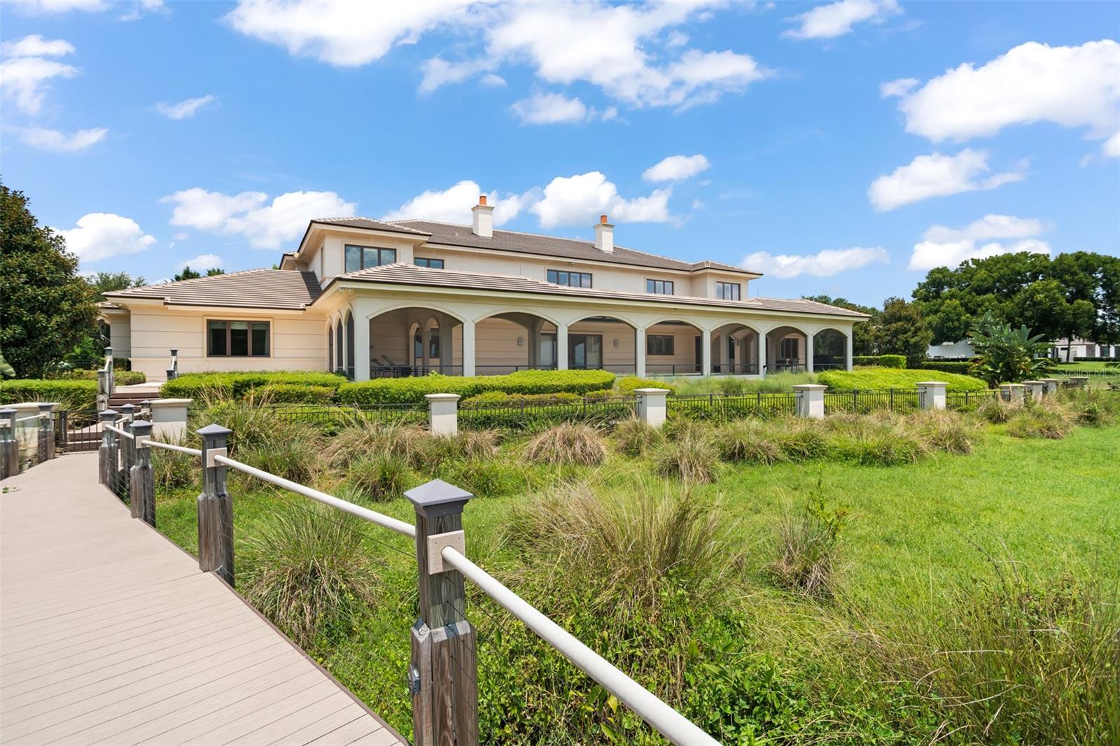 CHAINE DU LAC - Residential