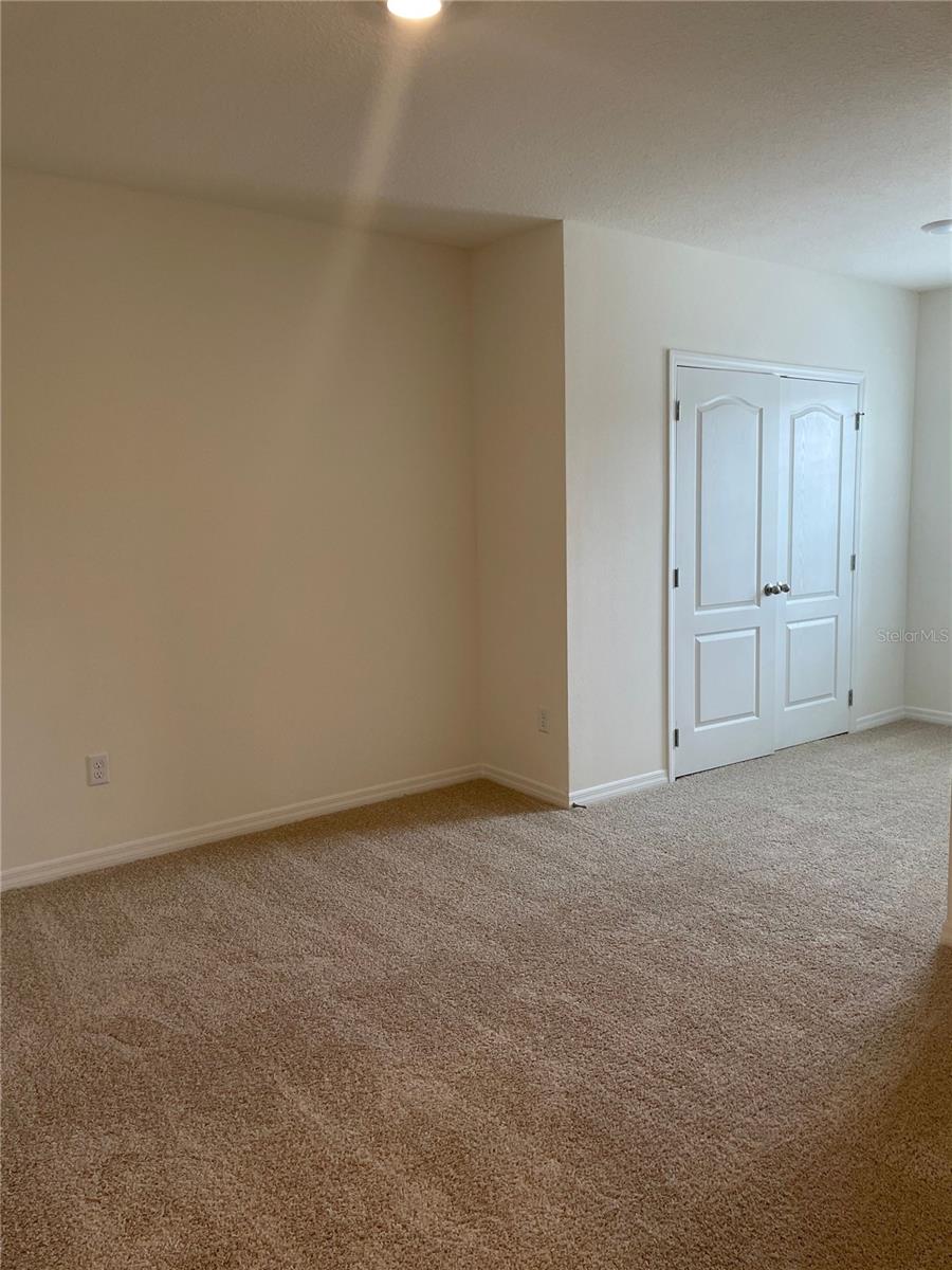 ATRIA/RIDGEWOOD LAKES - Residential Lease