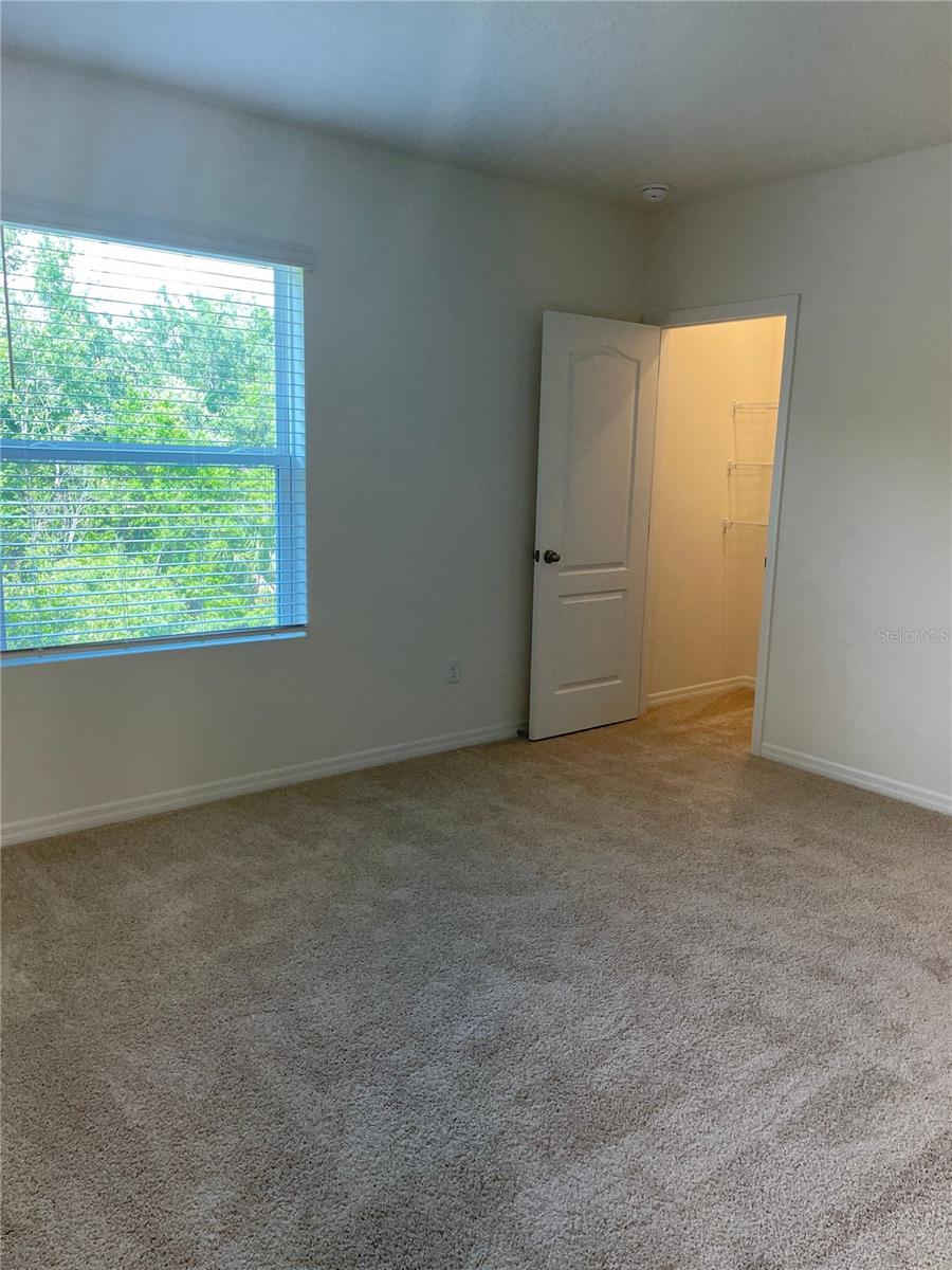 ATRIA/RIDGEWOOD LAKES - Residential Lease