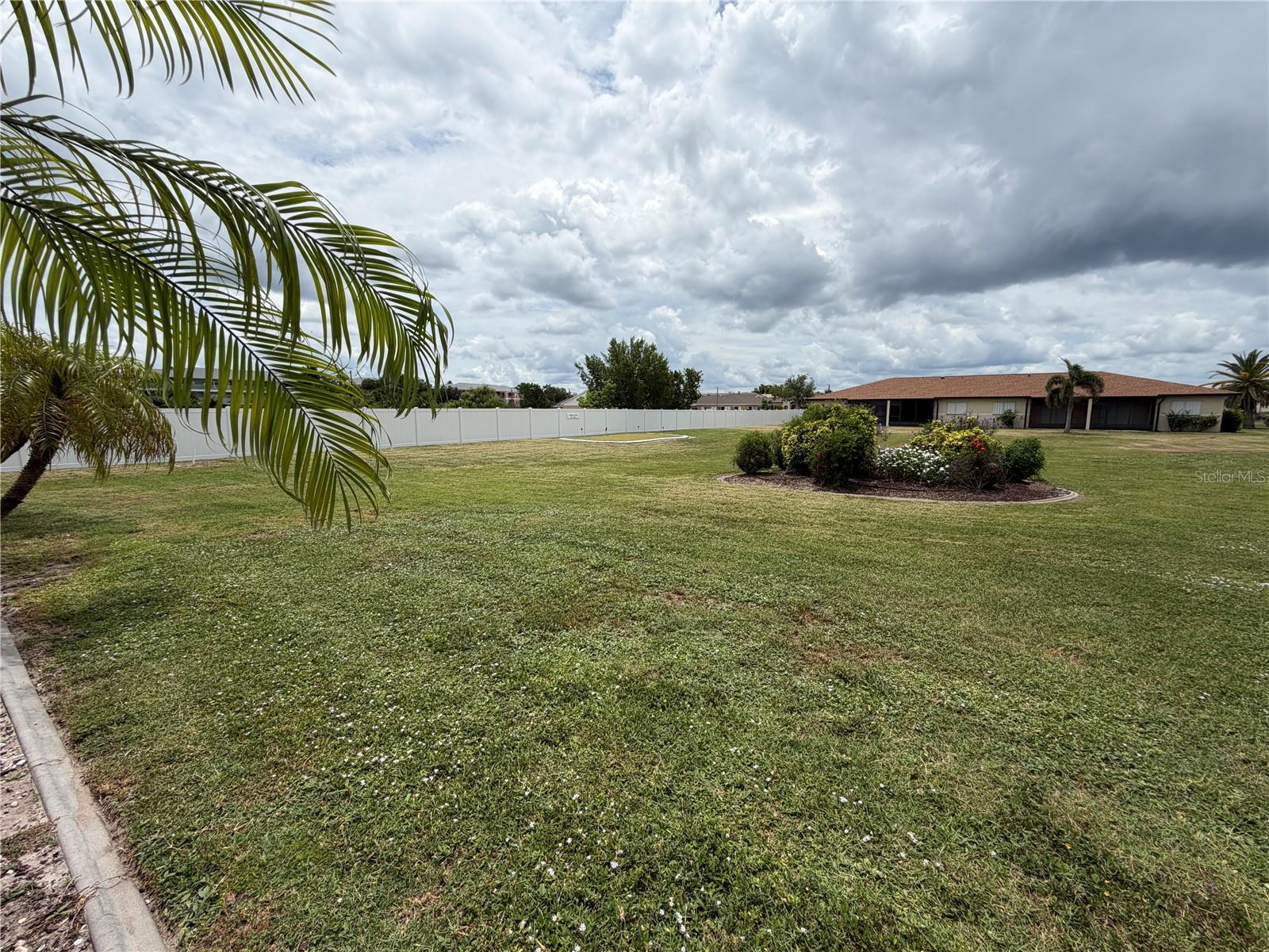 LAKESIDE CHARLOTTE COUNTY PH 02 - Residential