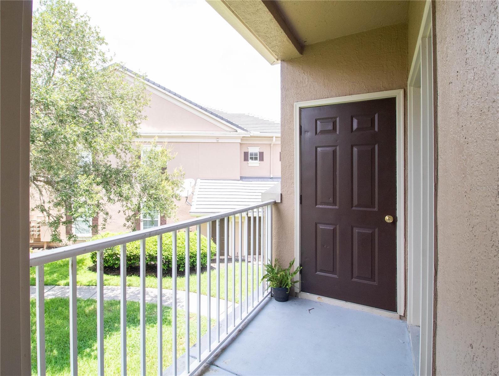 CAPRI/HUNTERS CRK CONDO - Residential
