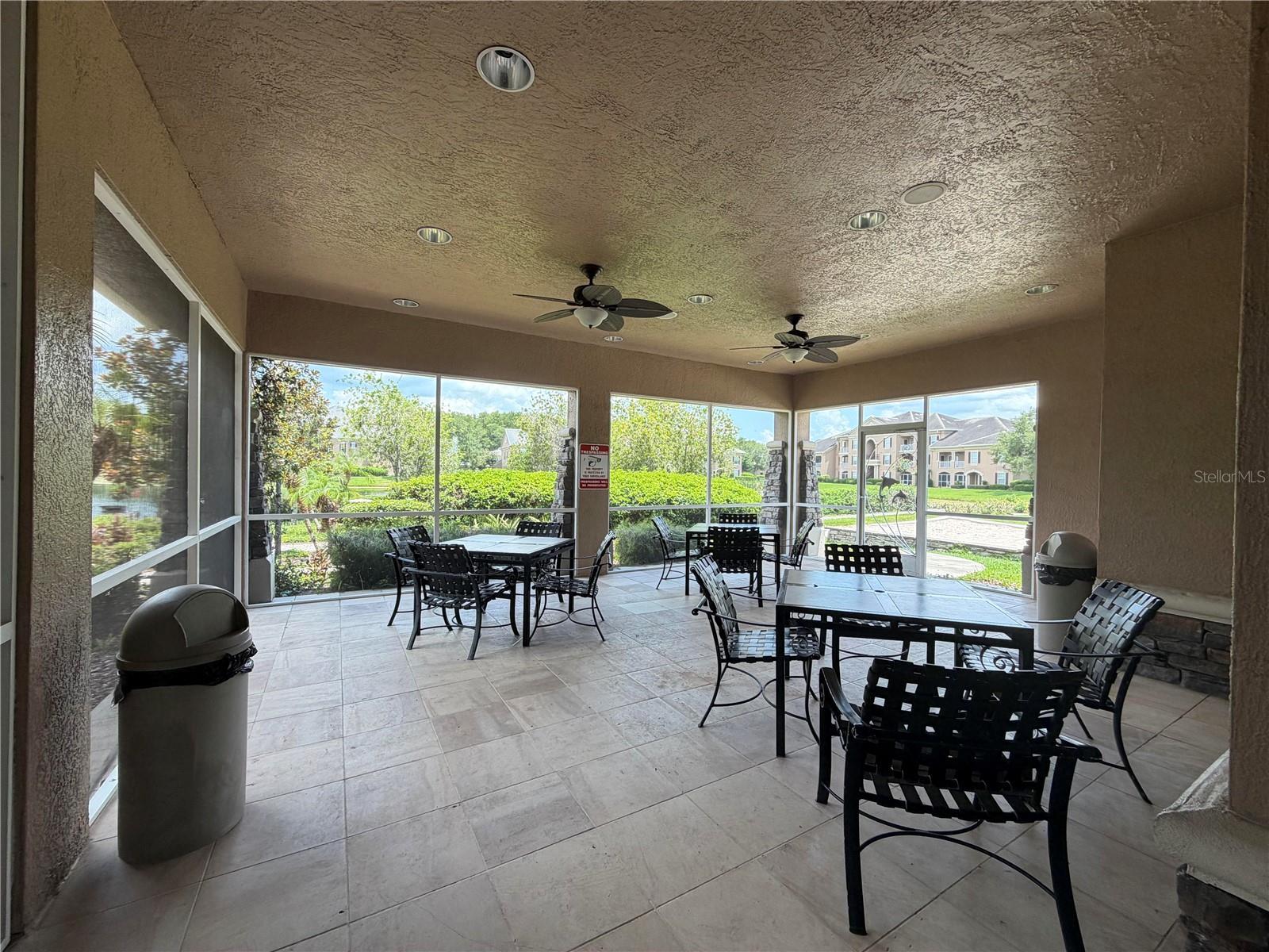 CAPRI/HUNTERS CRK CONDO - Residential