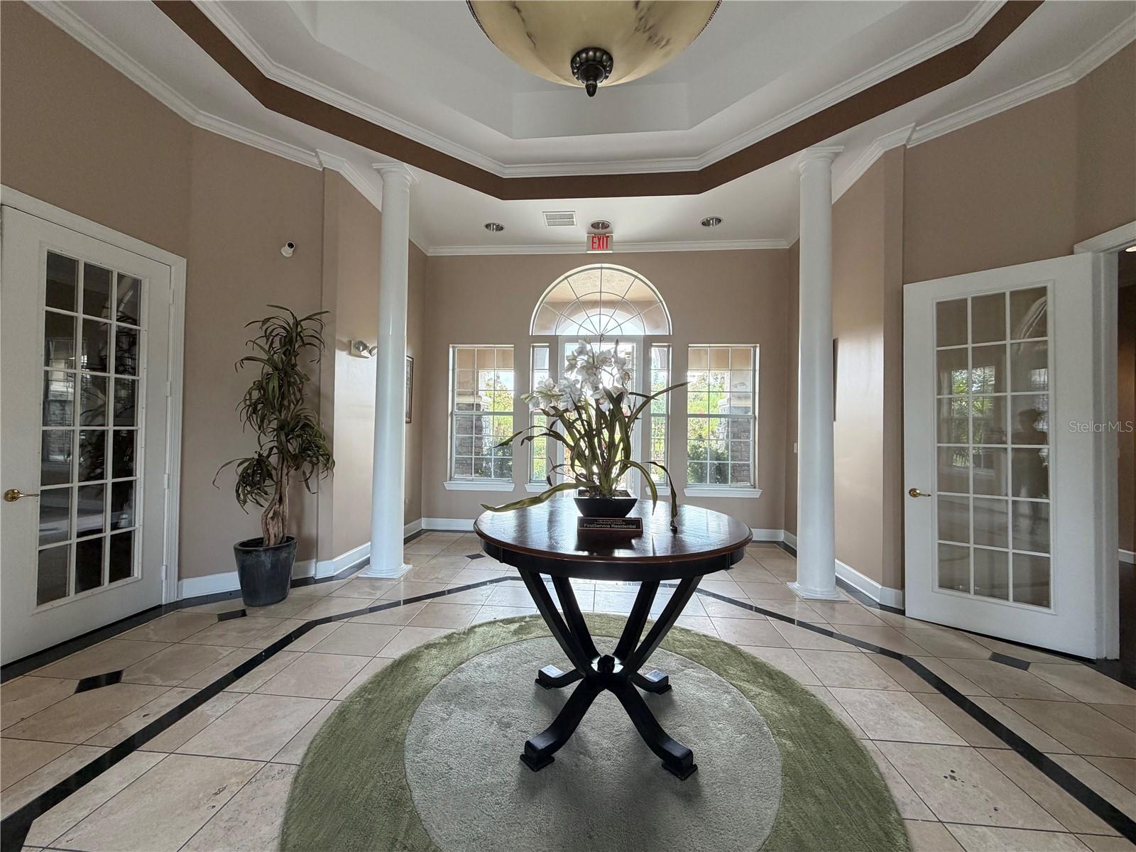 CAPRI/HUNTERS CRK CONDO - Residential