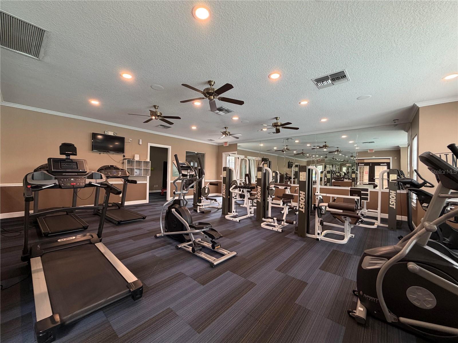 CAPRI/HUNTERS CRK CONDO - Residential